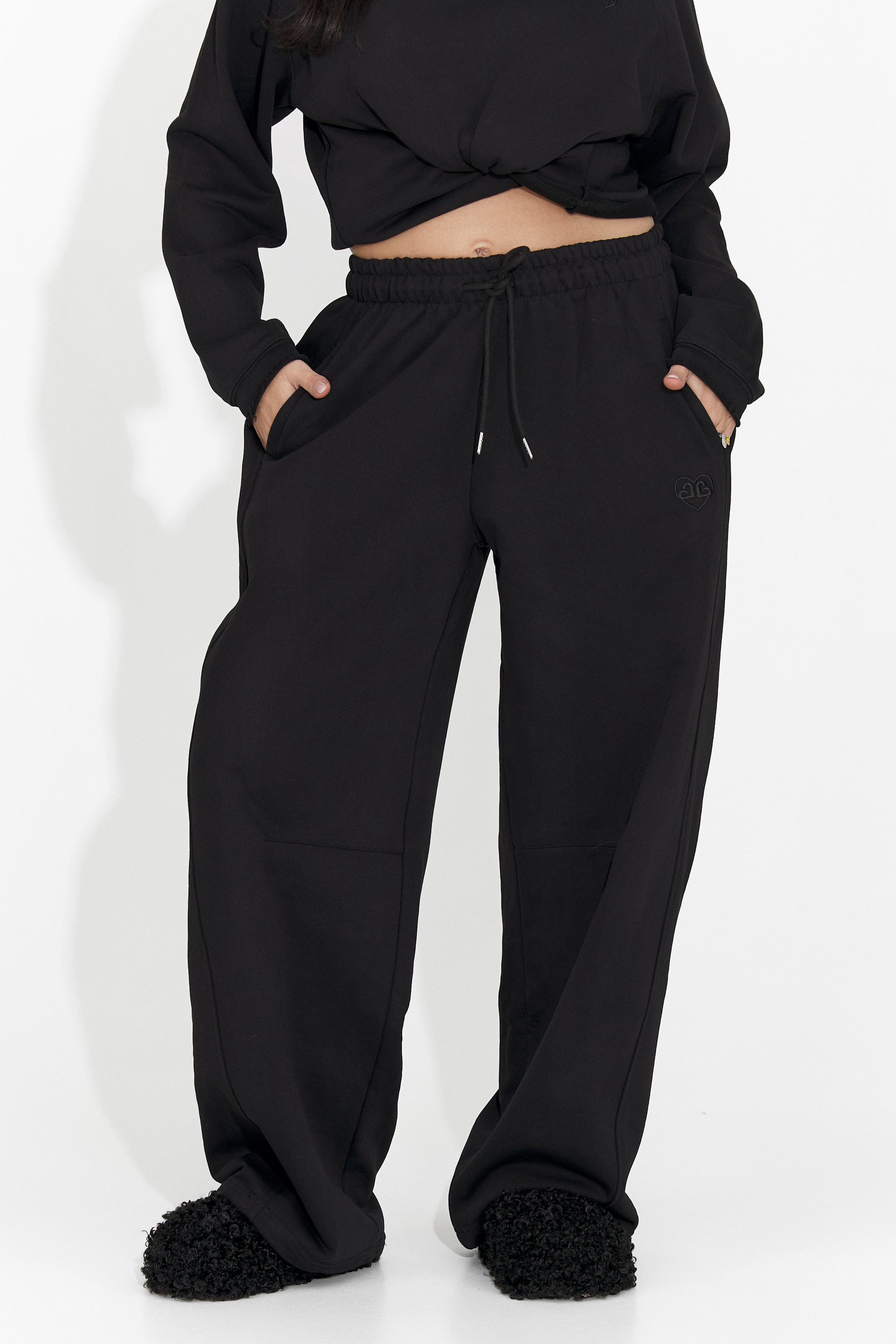 Svarta avslappnade dambyxor Romela Bogas