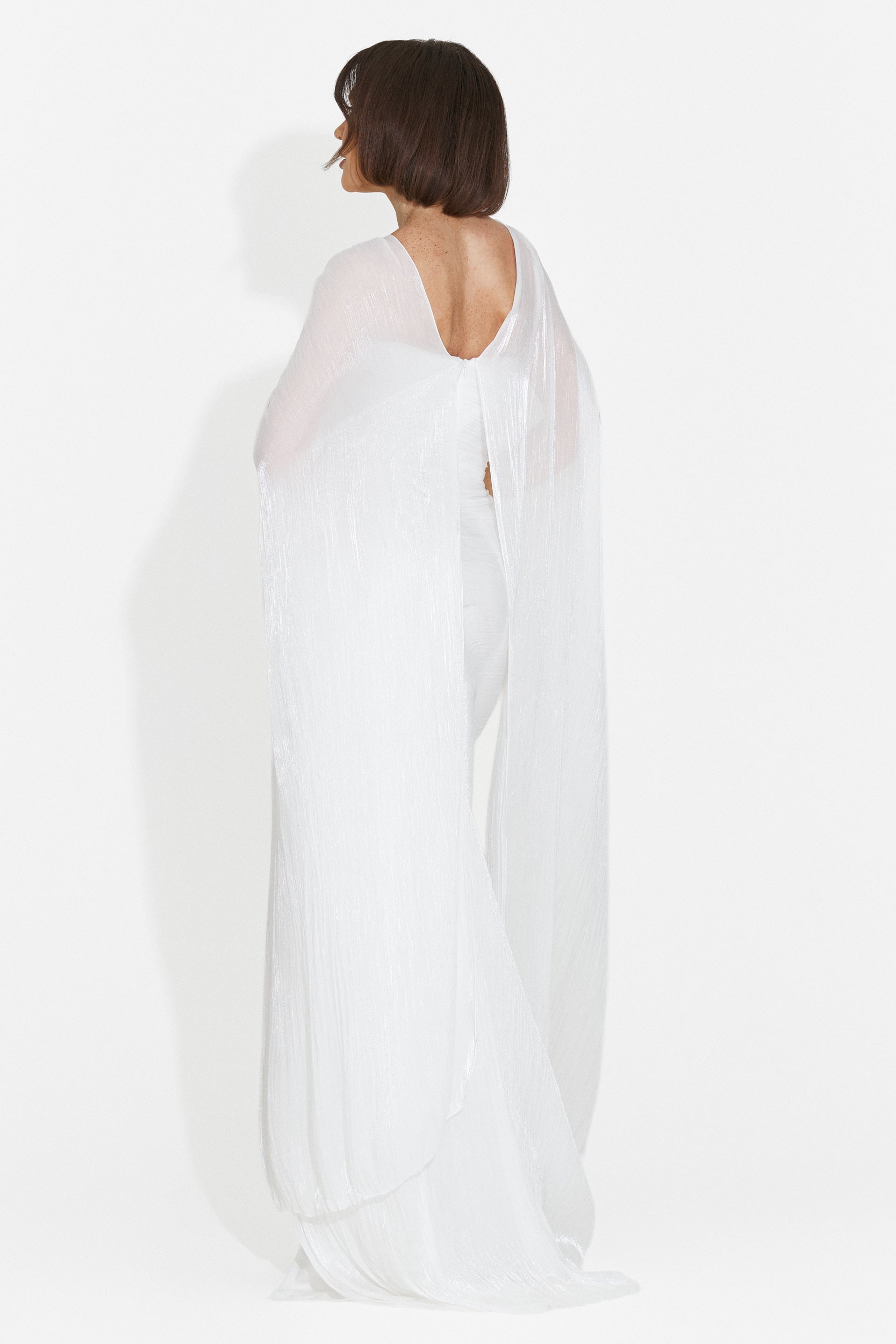 Gretas langes weißes Damenkleid