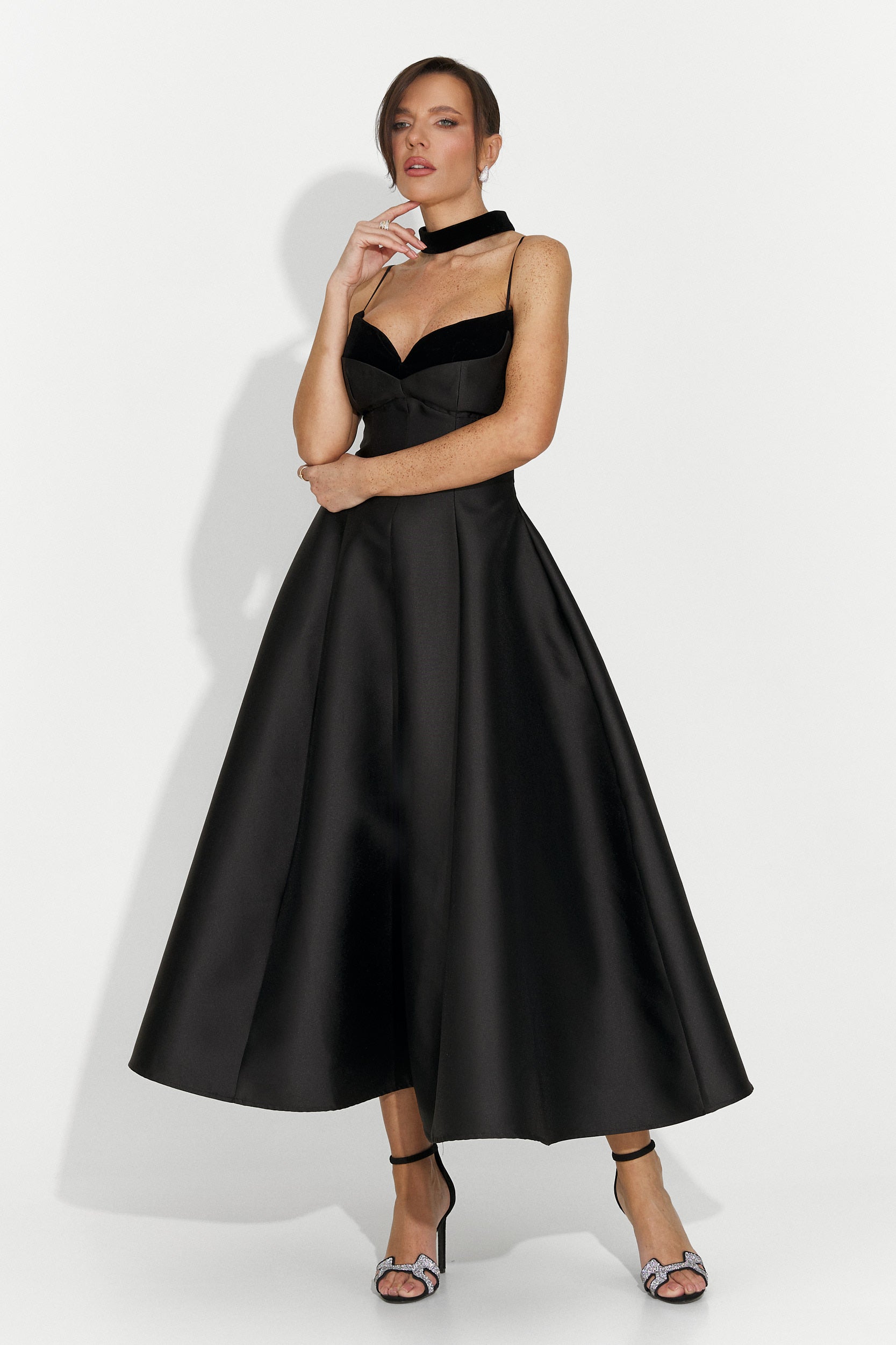 Langes schwarzes Damenkleid Coriza Bogas