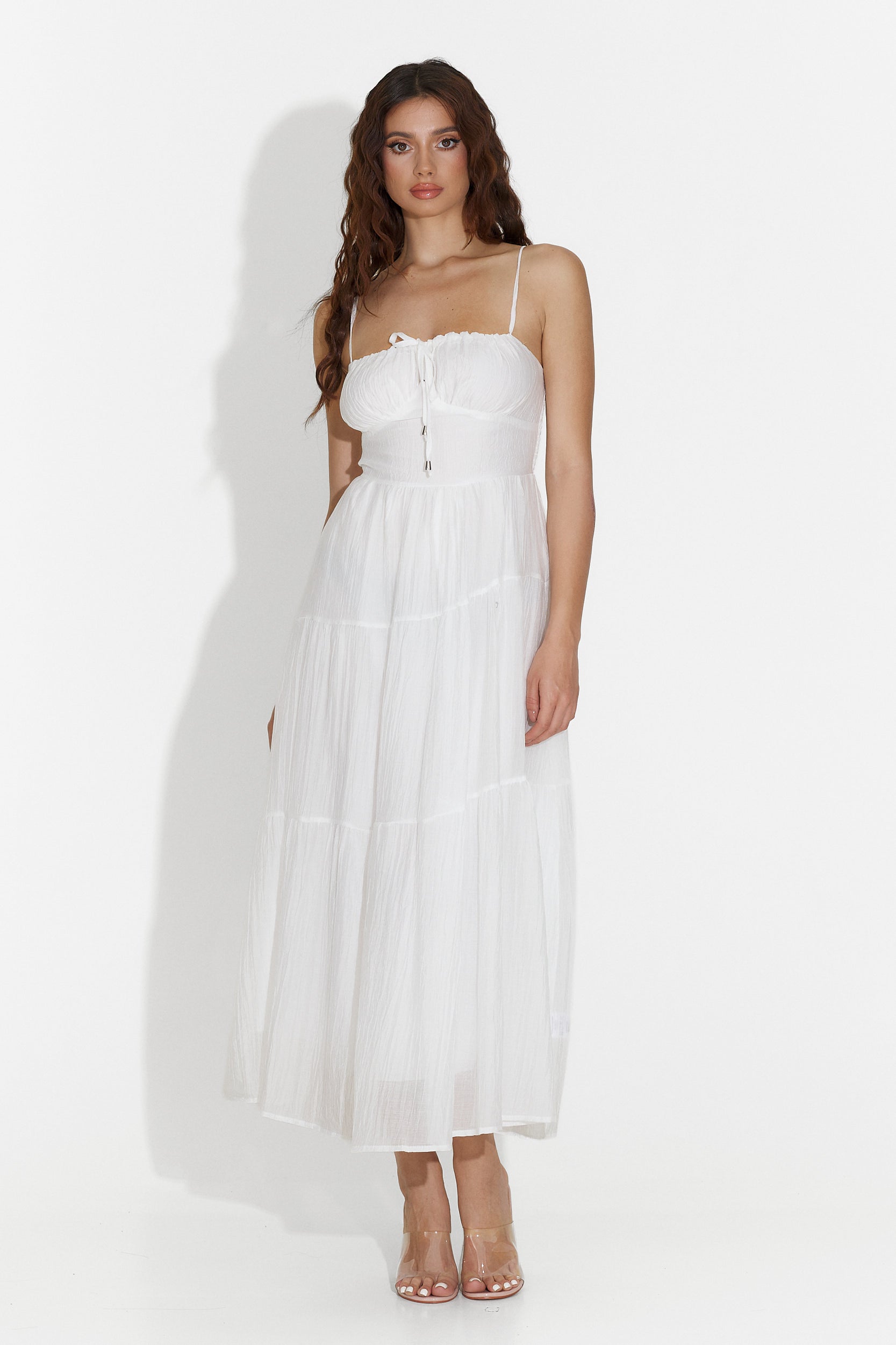 Vit medellång damklänning Faster Bogas