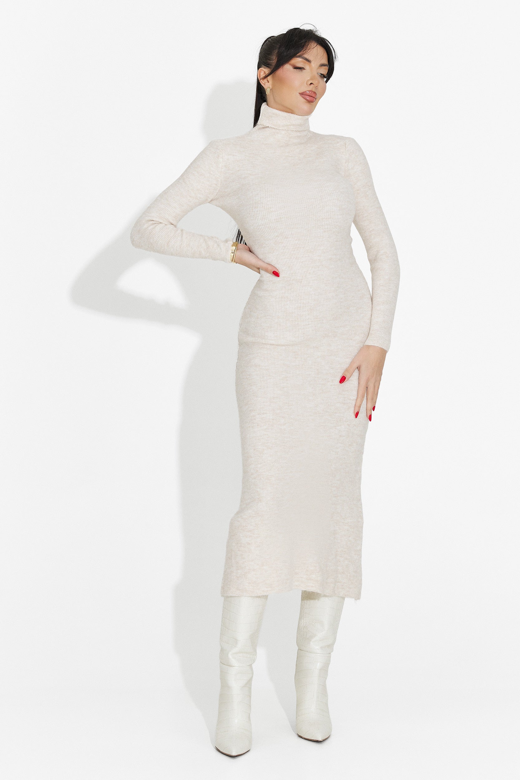 Krämfärgad damklänning midi Patrisia Bogas