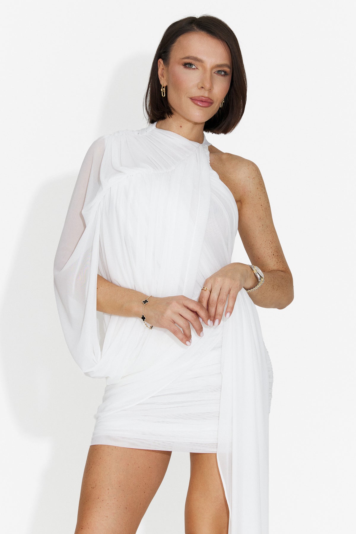 Short white women's dress Iphasa Bogas, image 1 of 9