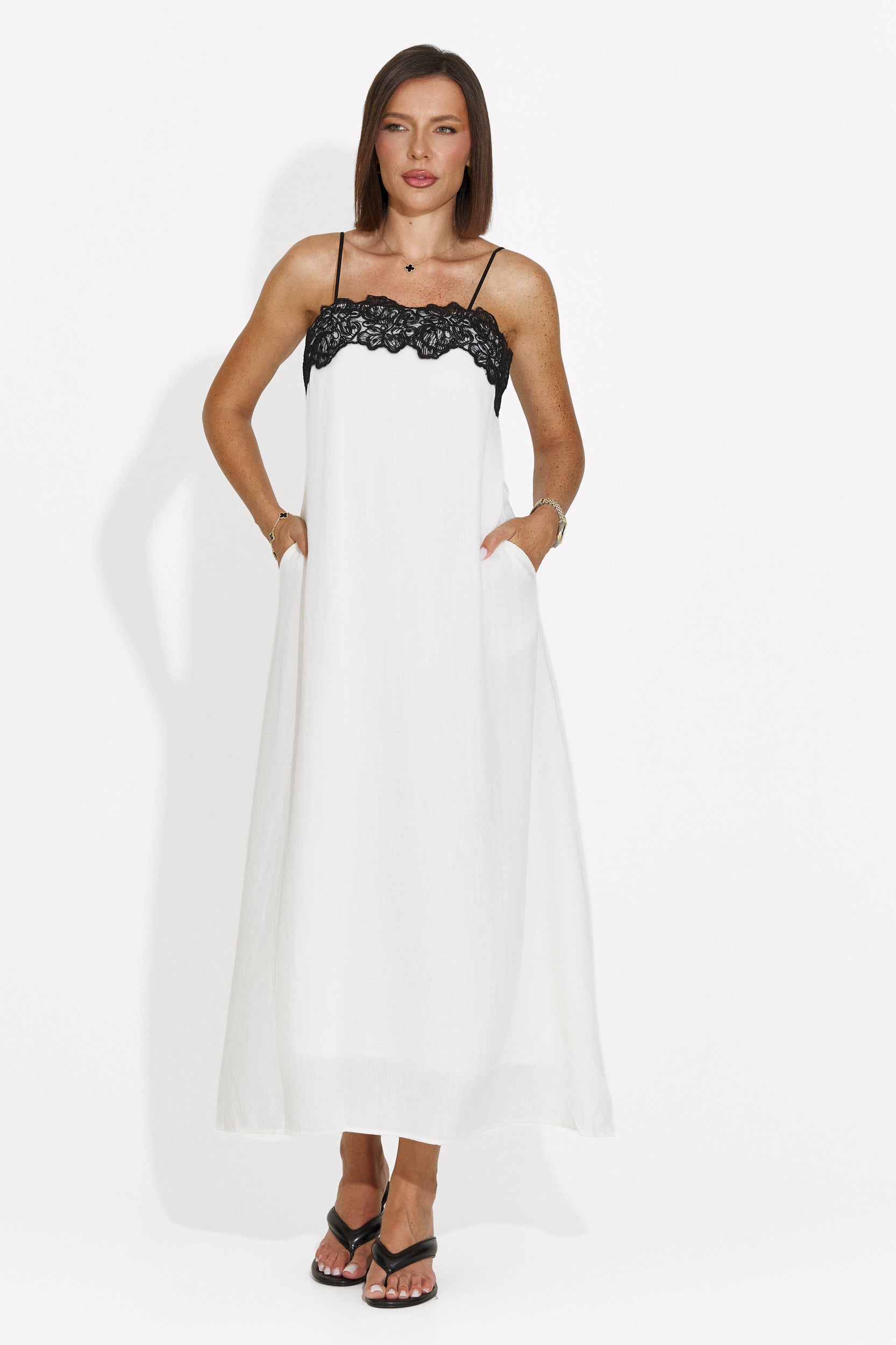 Women's short cream dress Lenisa Bogas