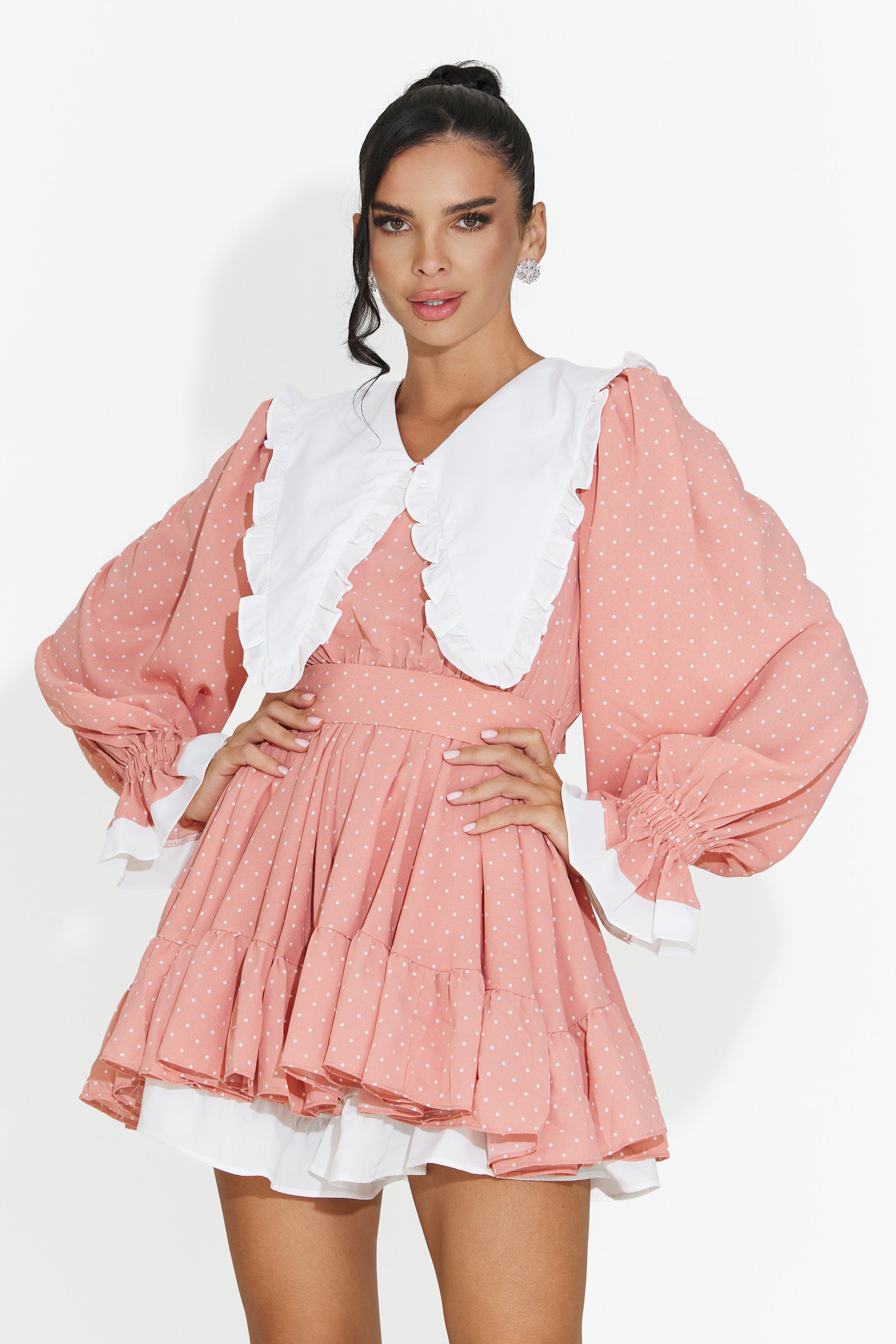 Short peach women's dress Yucana Bogas
