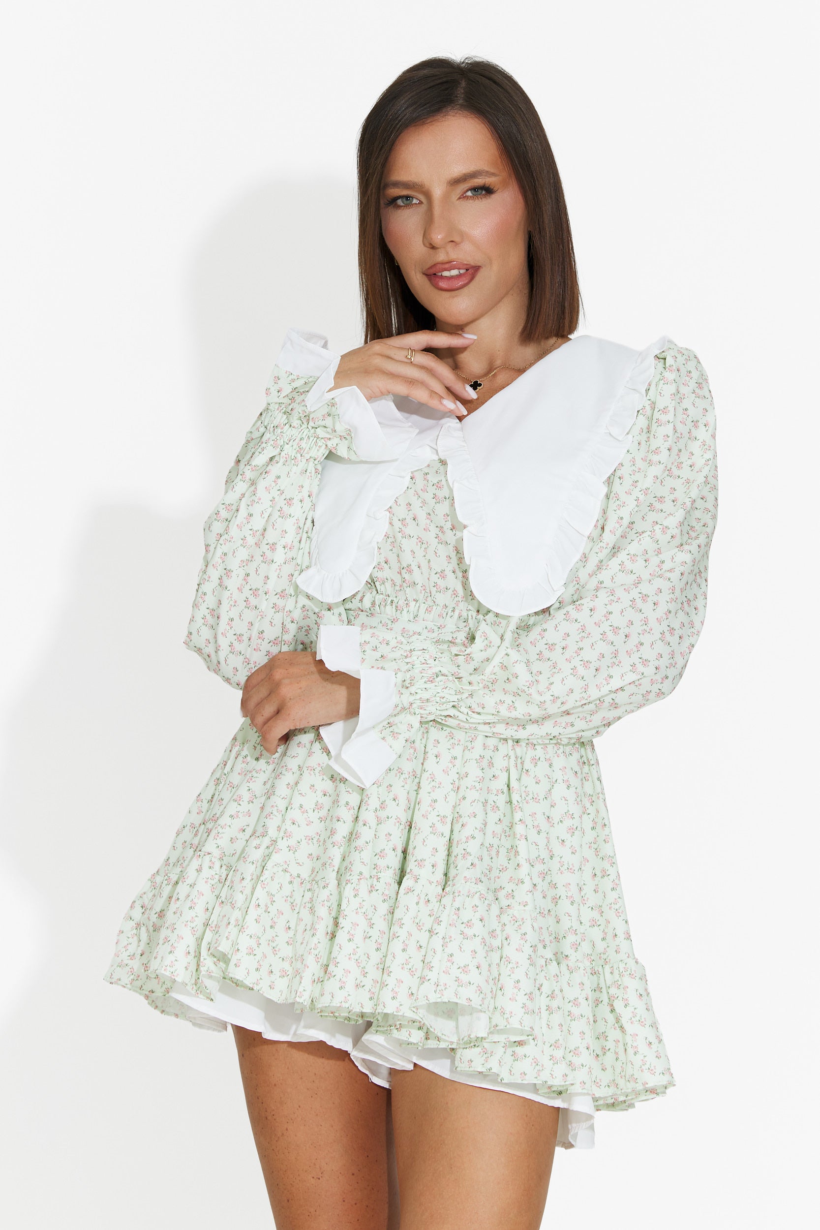 Short green women's dress Trivaya Bogas