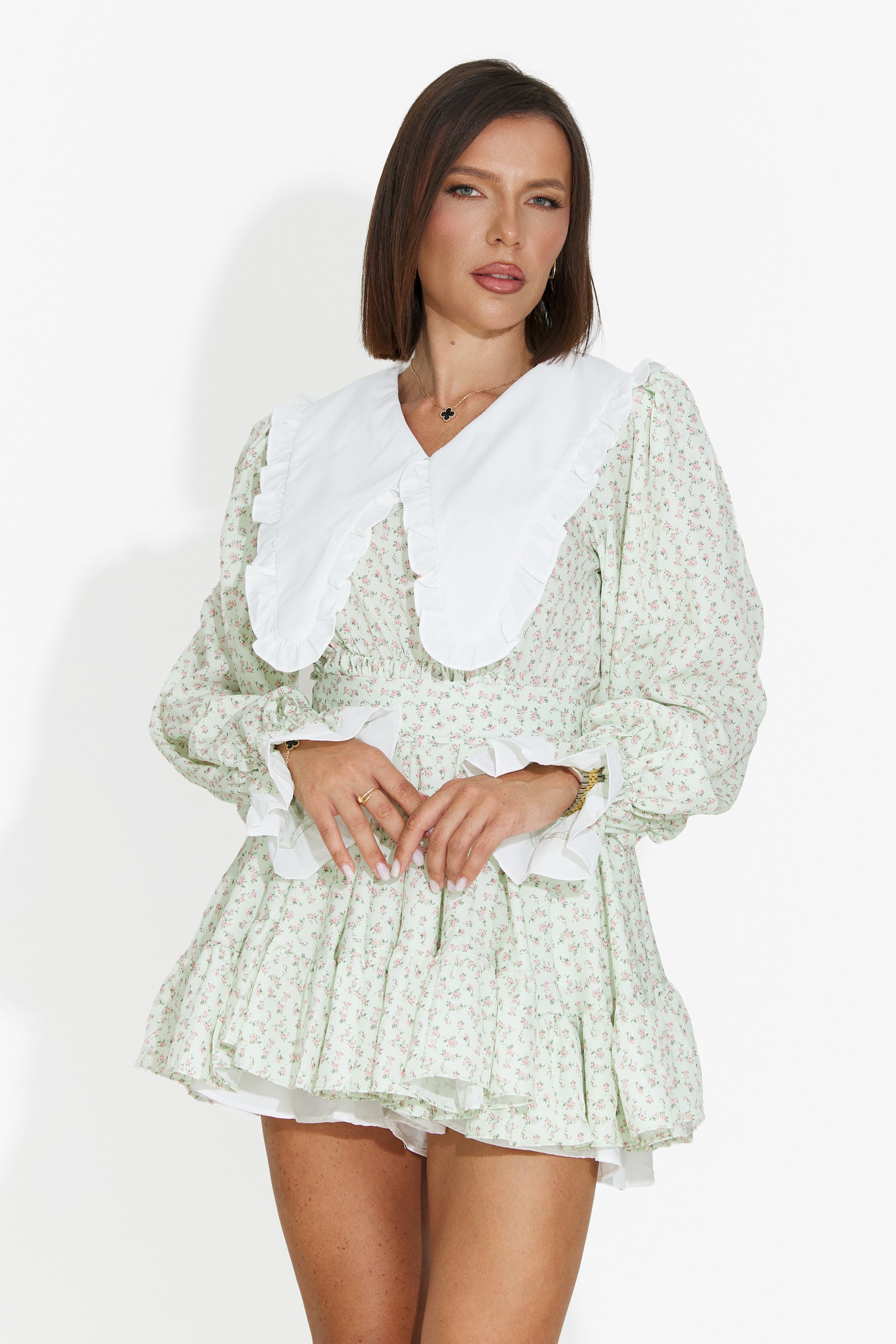 Short green women's dress Trivaya Bogas