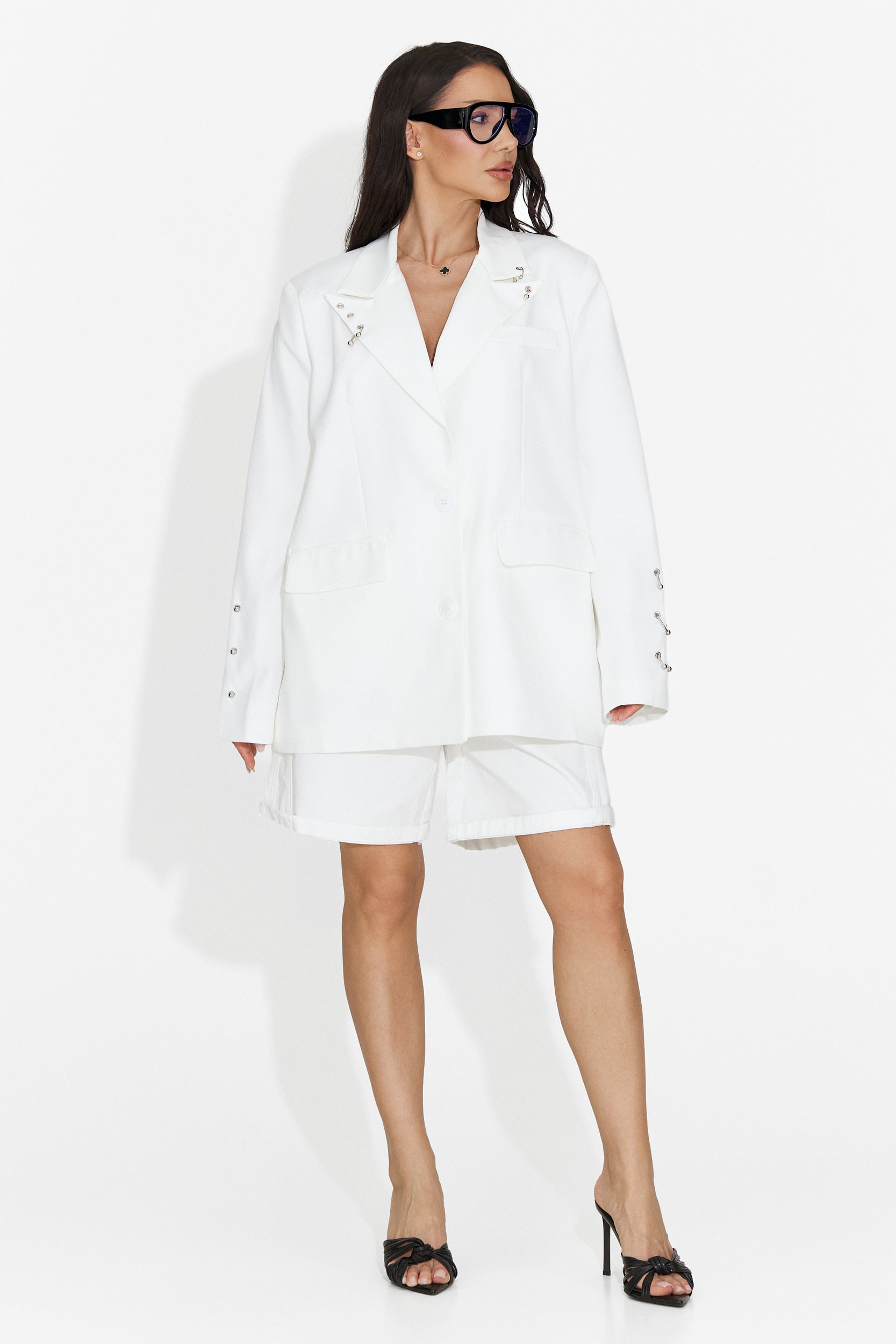 Elegante blazer blanco Kelda Bogas para damas