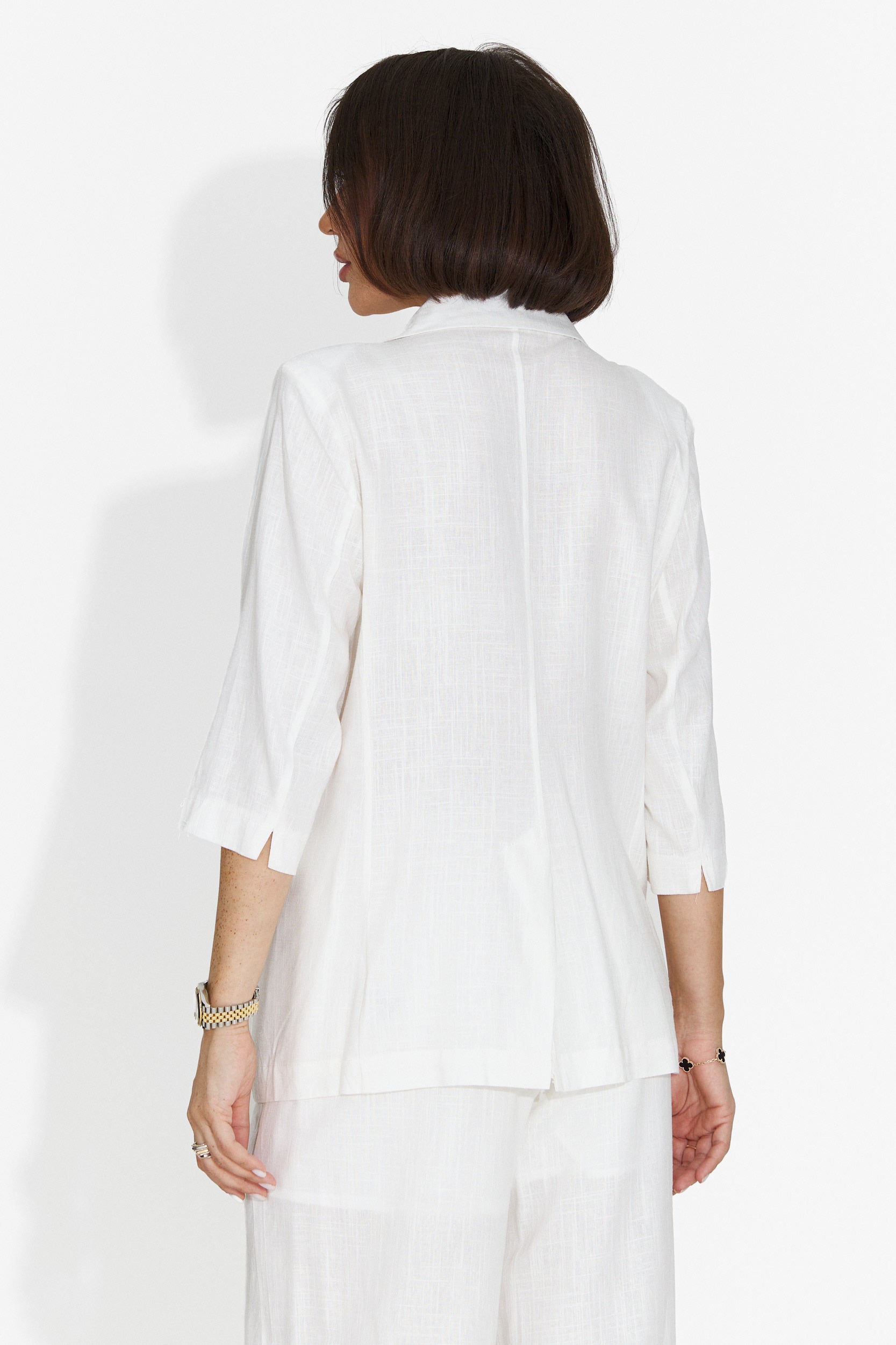 Eleganter weißer Sweta Bogas Damenblazer