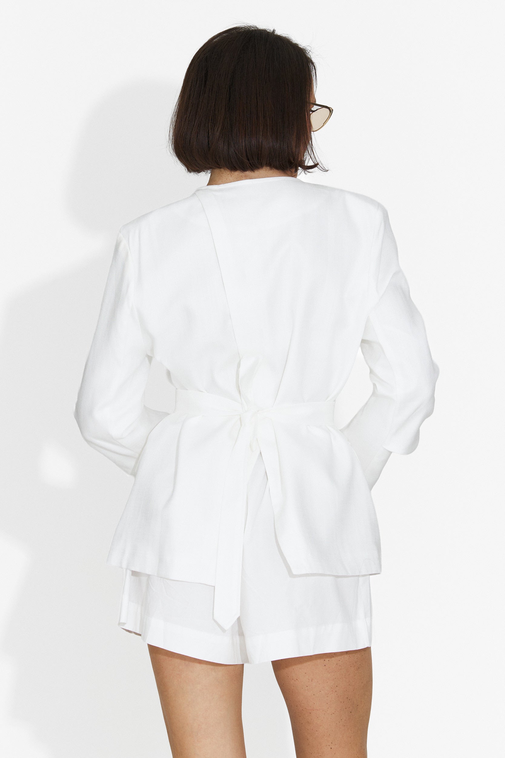 Eleganter weißer Verbana Bogas Damenblazer