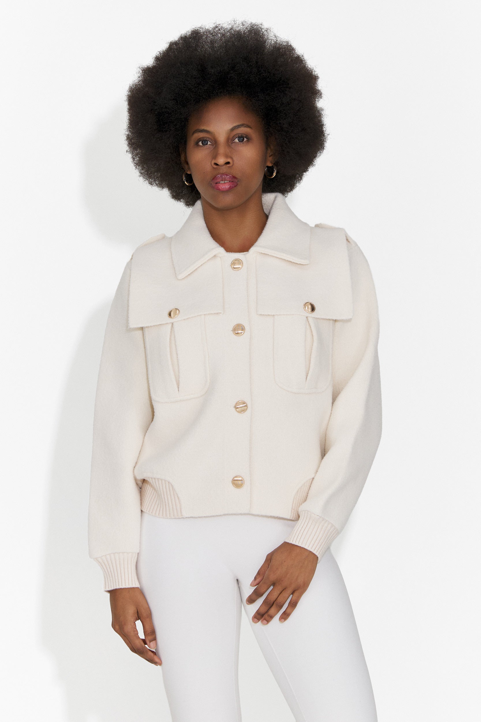 Elegant women's cream jacket Stelyana Bogas