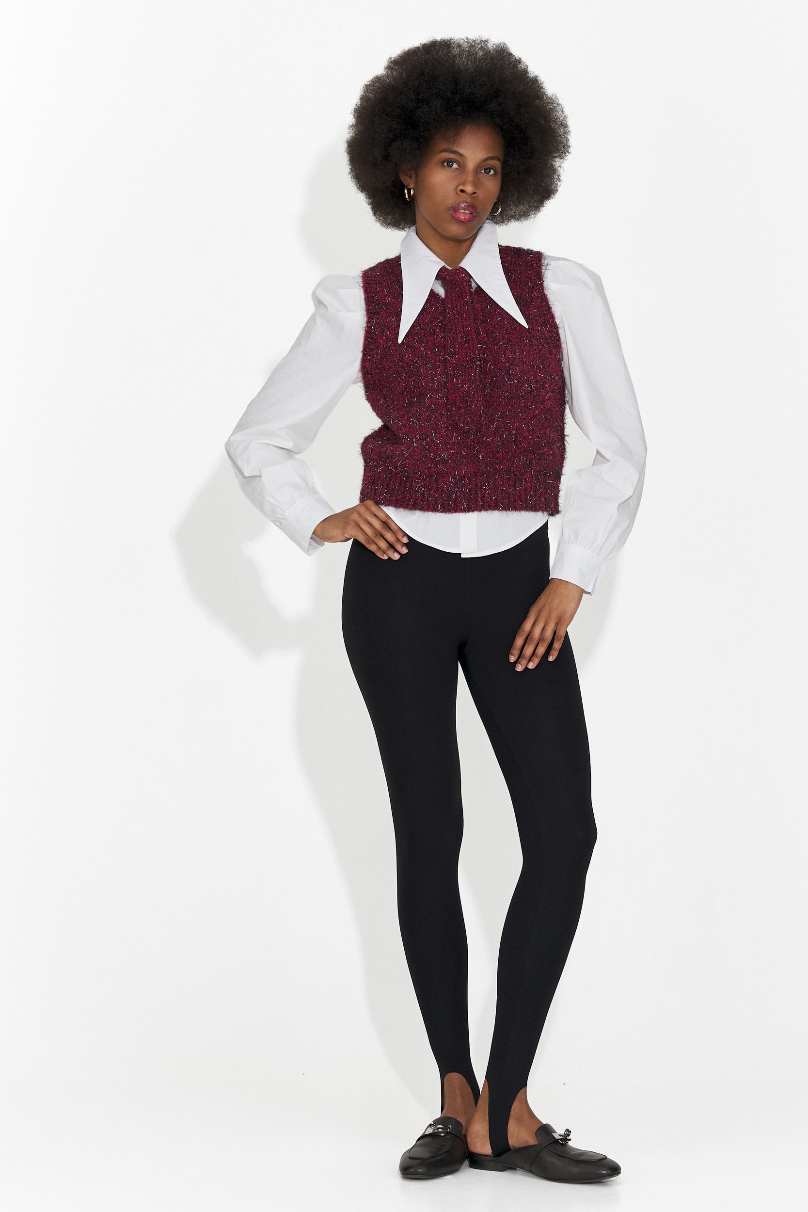 Conjunto de 3 piezas camisa + chaleco + corbata burdeos Izaura