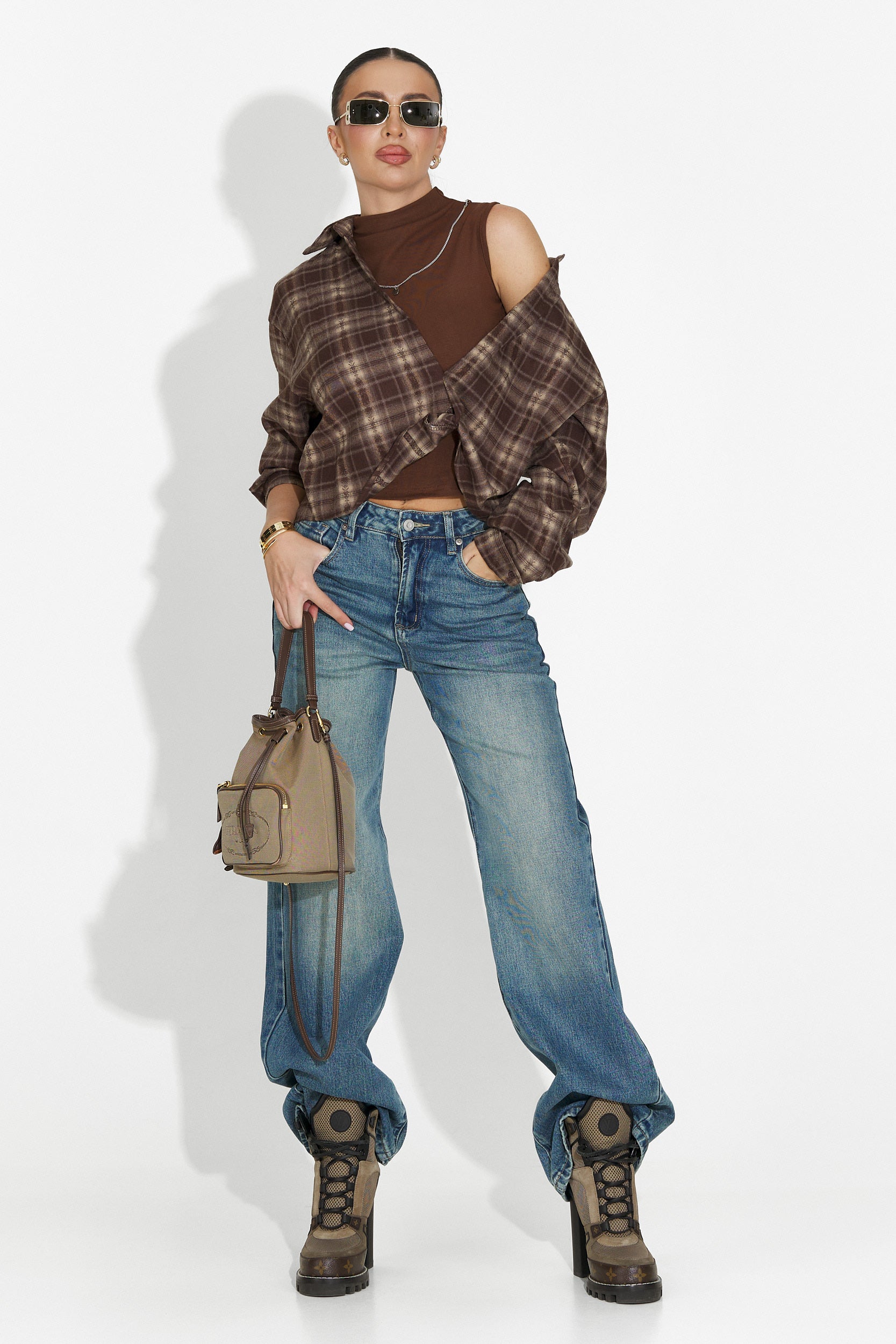 Noielia Bogas Damen Shirt Set + Braunes Tank Top