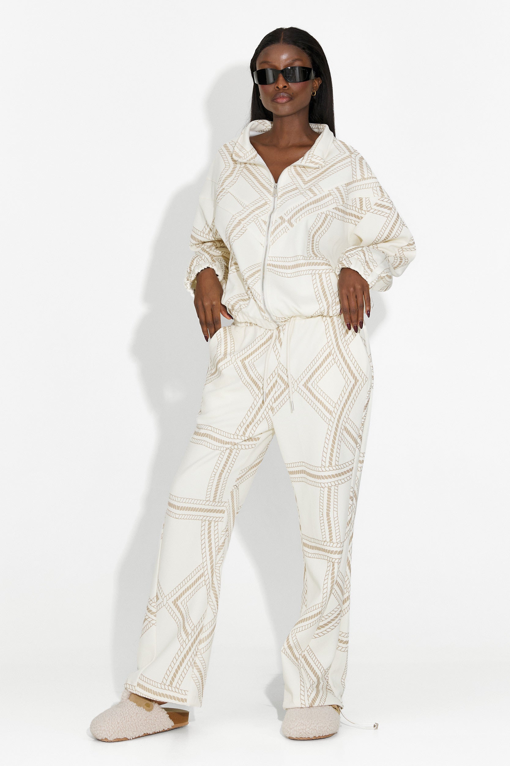 Kristela Bogas Casual Beige Women's Training