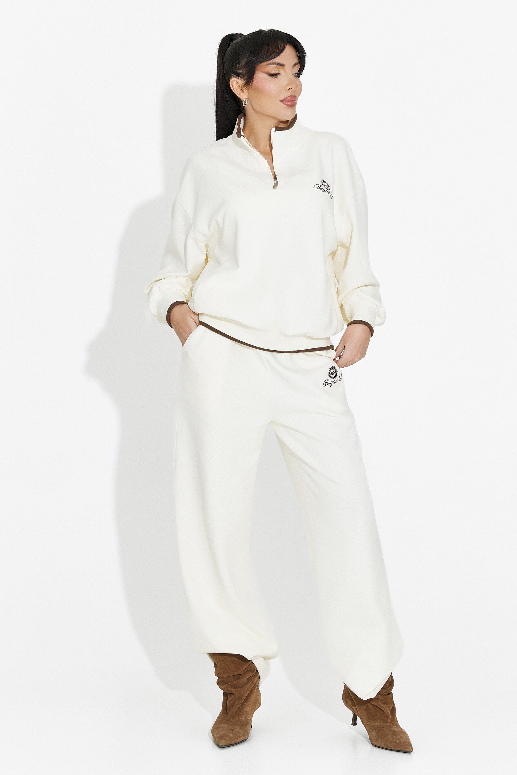 Chándal casual para mujer beige Vilma Bogas