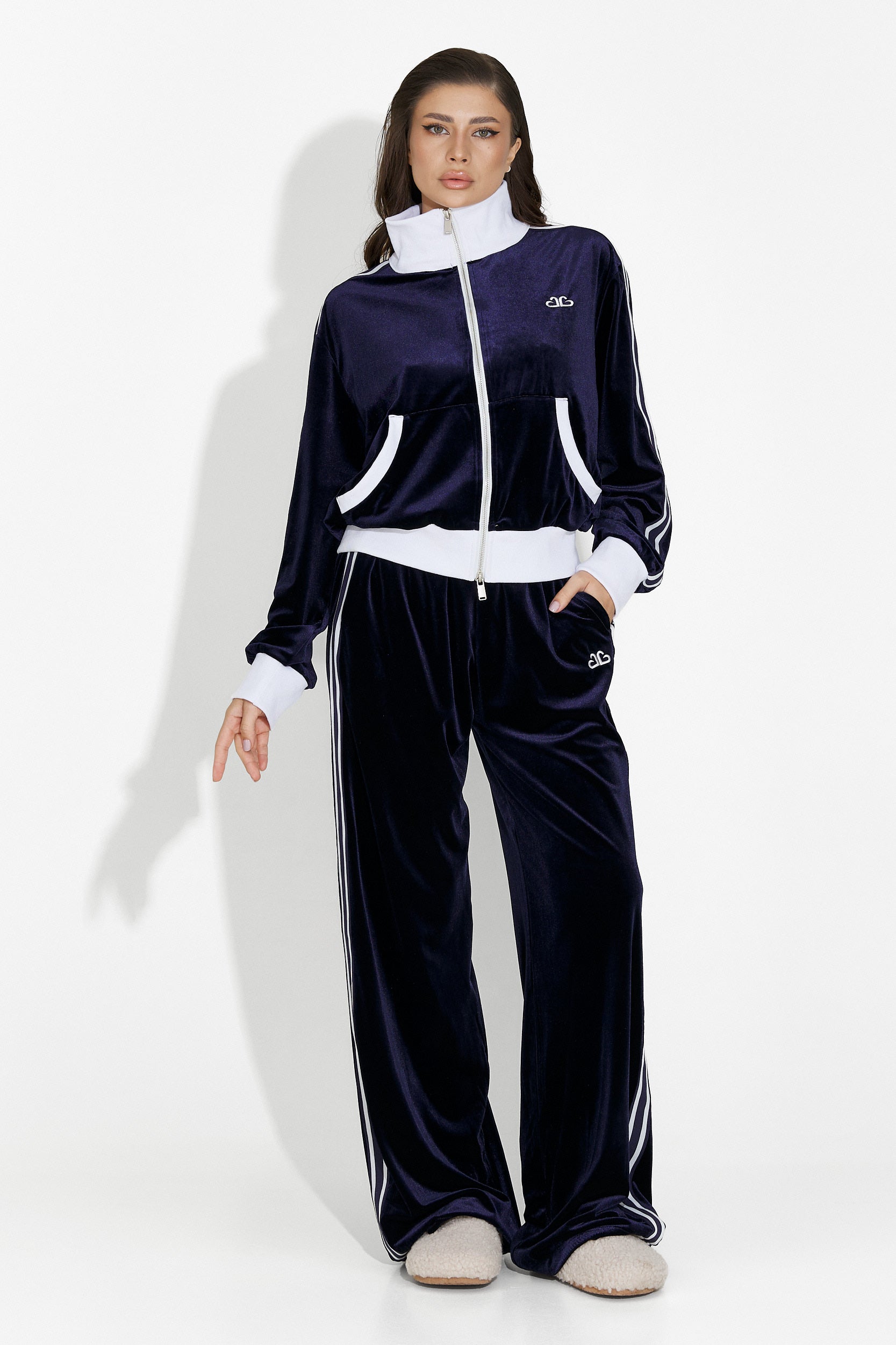 Chanela Bogas Navy Blue Casual Women's Training