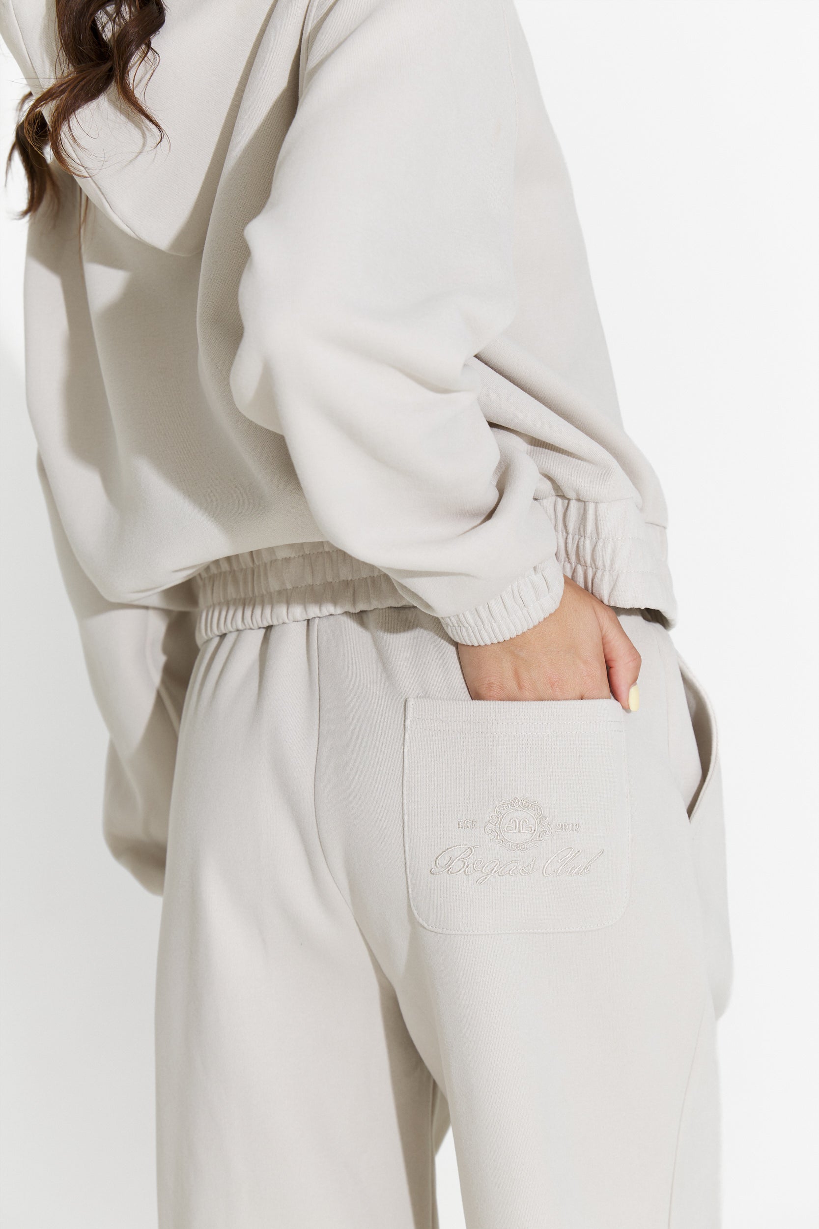 Allenamento Casual Grigio da Donna di Lorisea Bogas