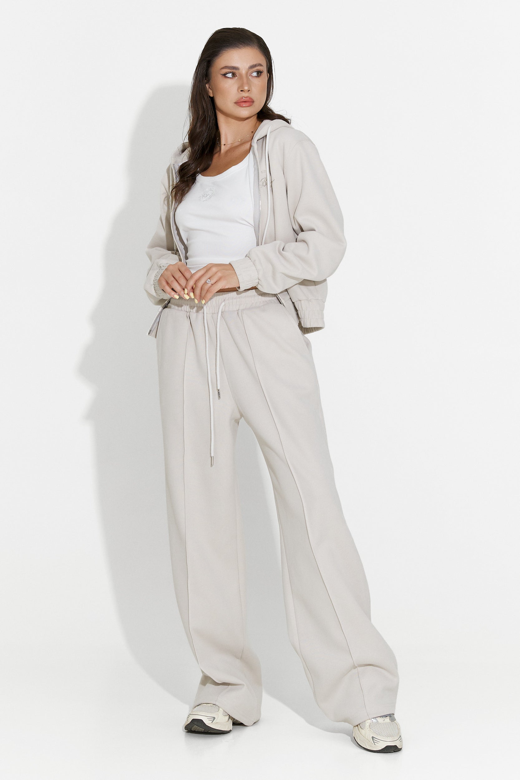 Allenamento Casual Grigio da Donna di Lorisea Bogas