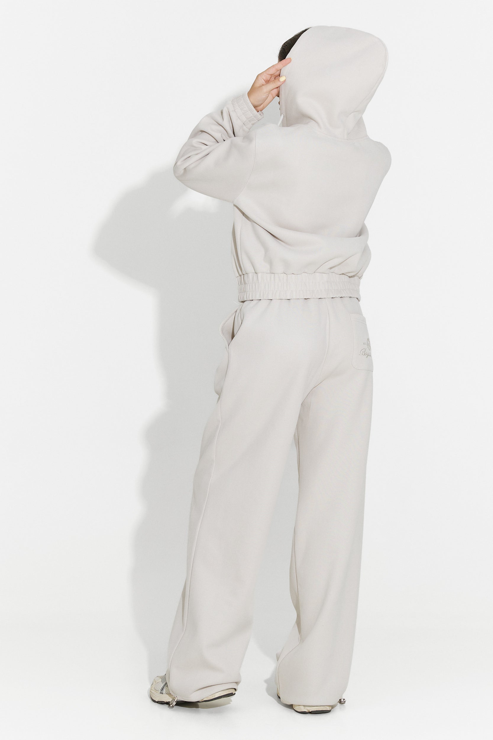 Allenamento Casual Grigio da Donna di Lorisea Bogas