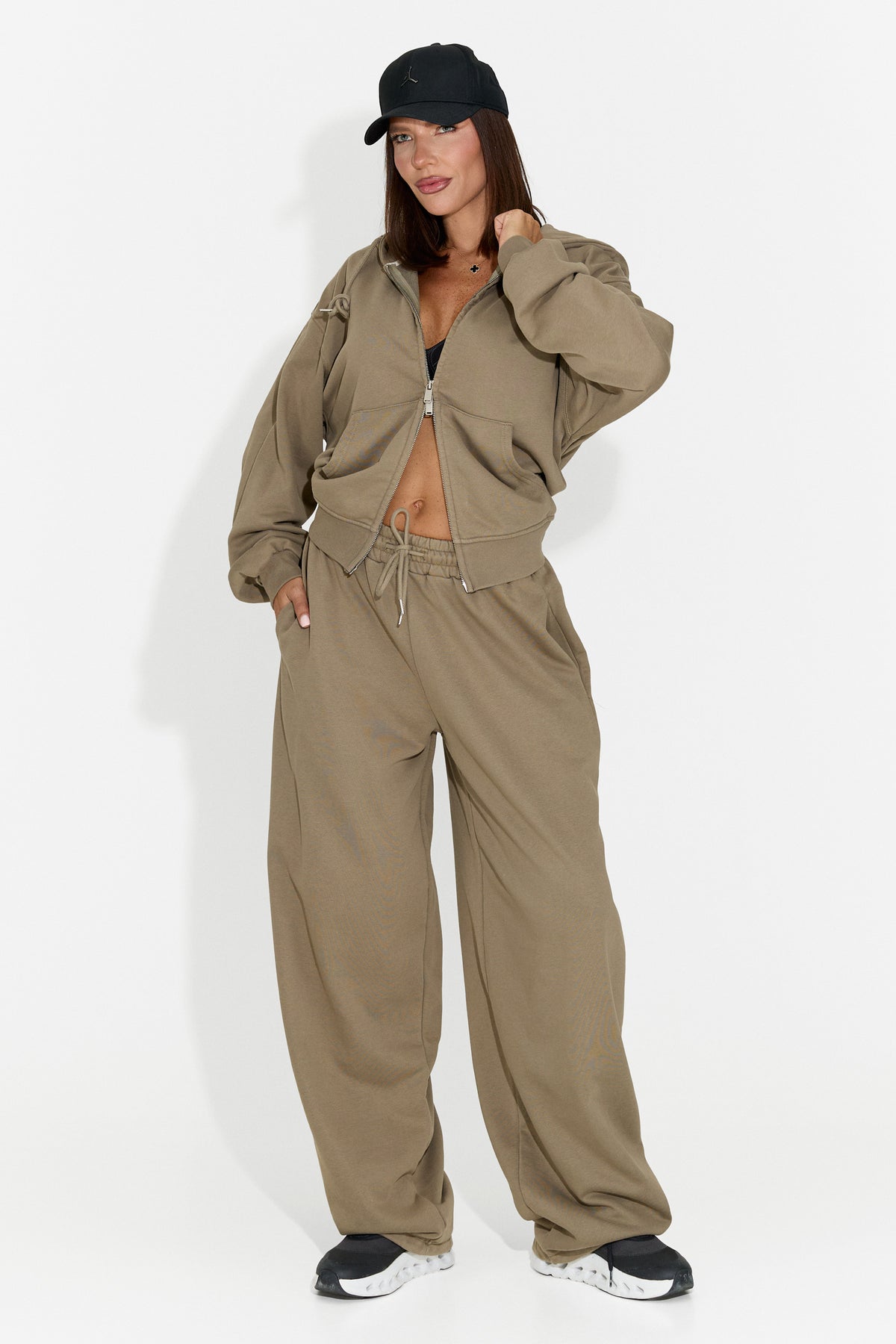 Women's casual khaki tracksuit Chavimielia Bogas