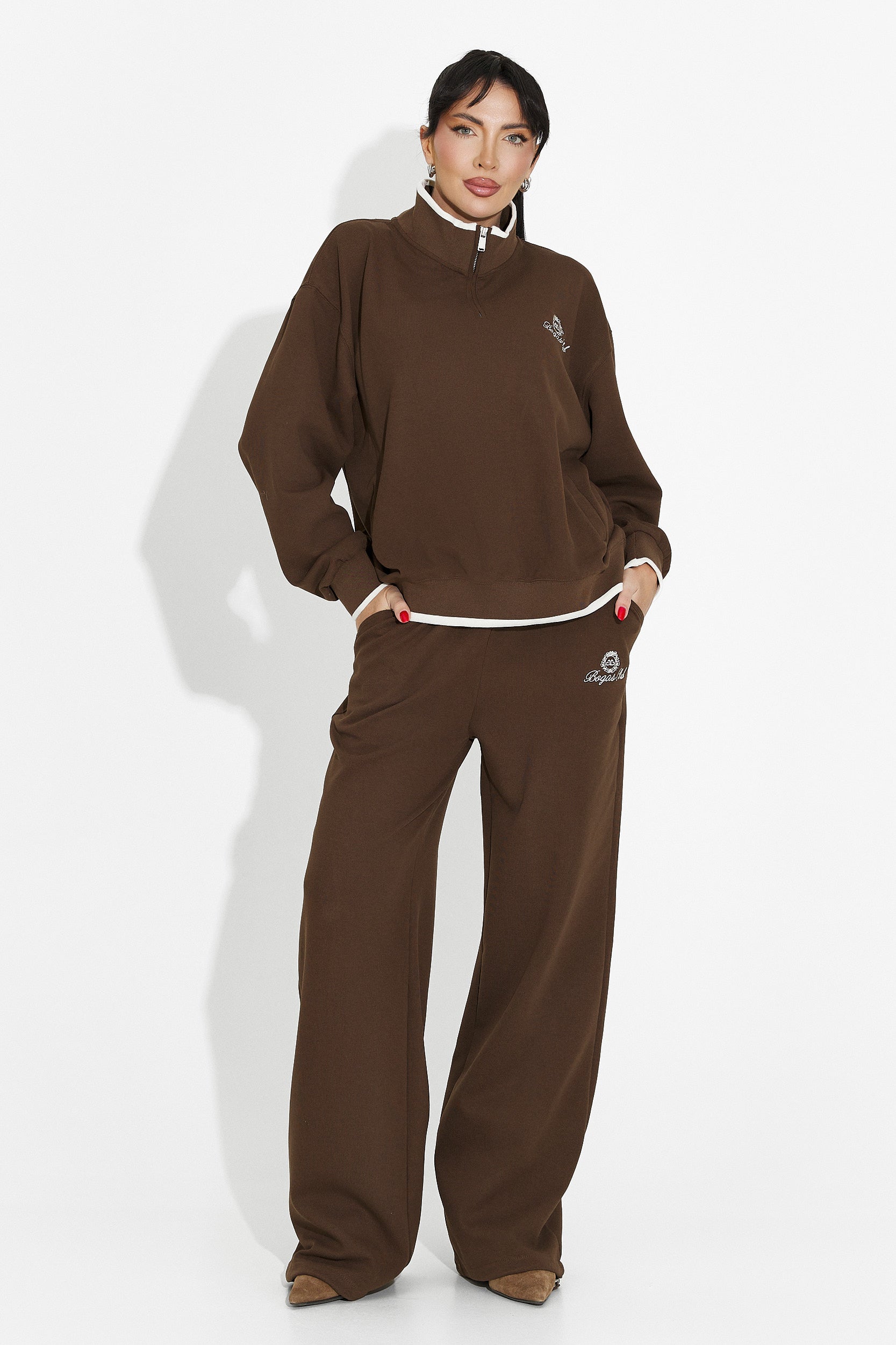 Trening damski casual brązowy Vilma Bogas