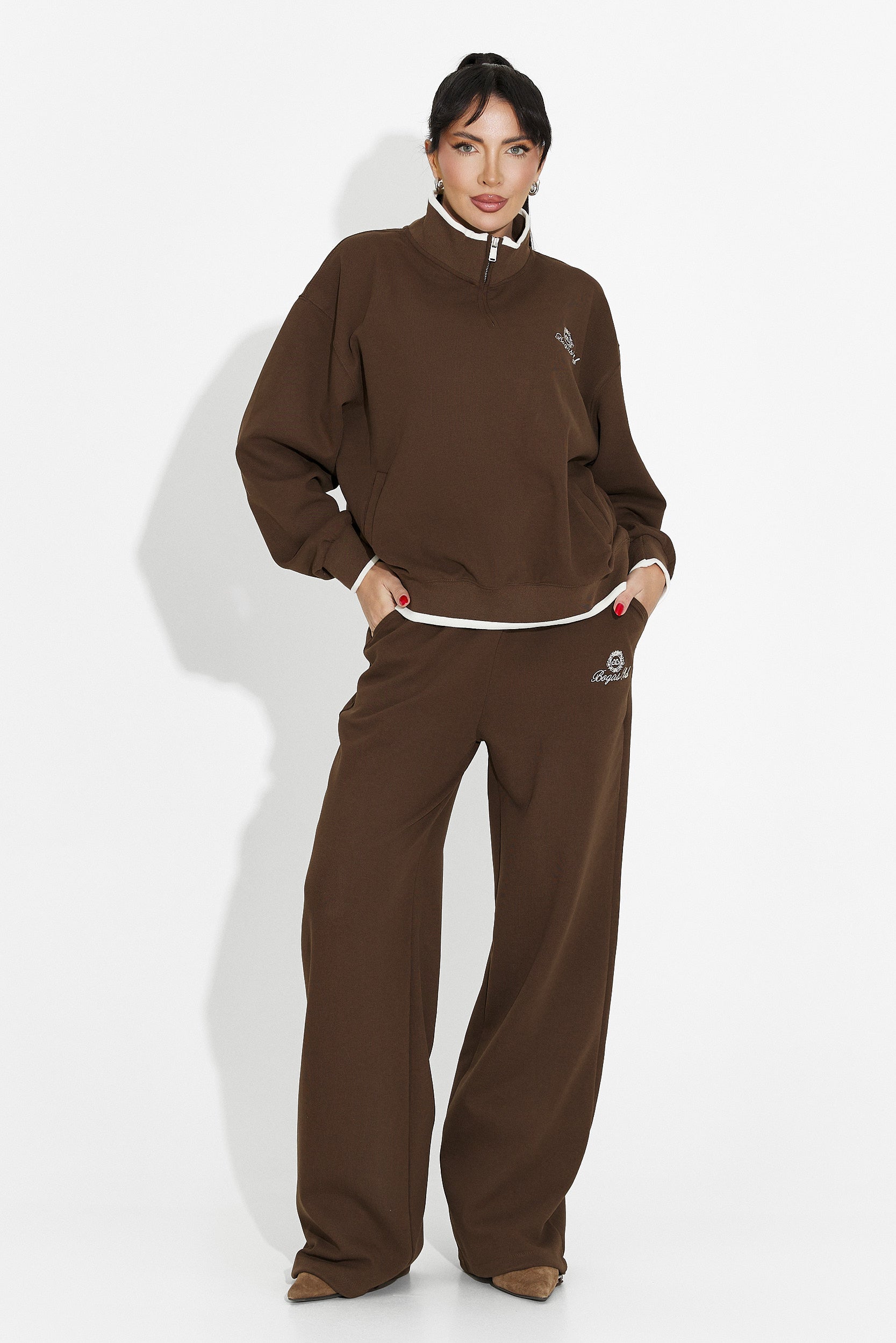 Trening damski casual brązowy Vilma Bogas