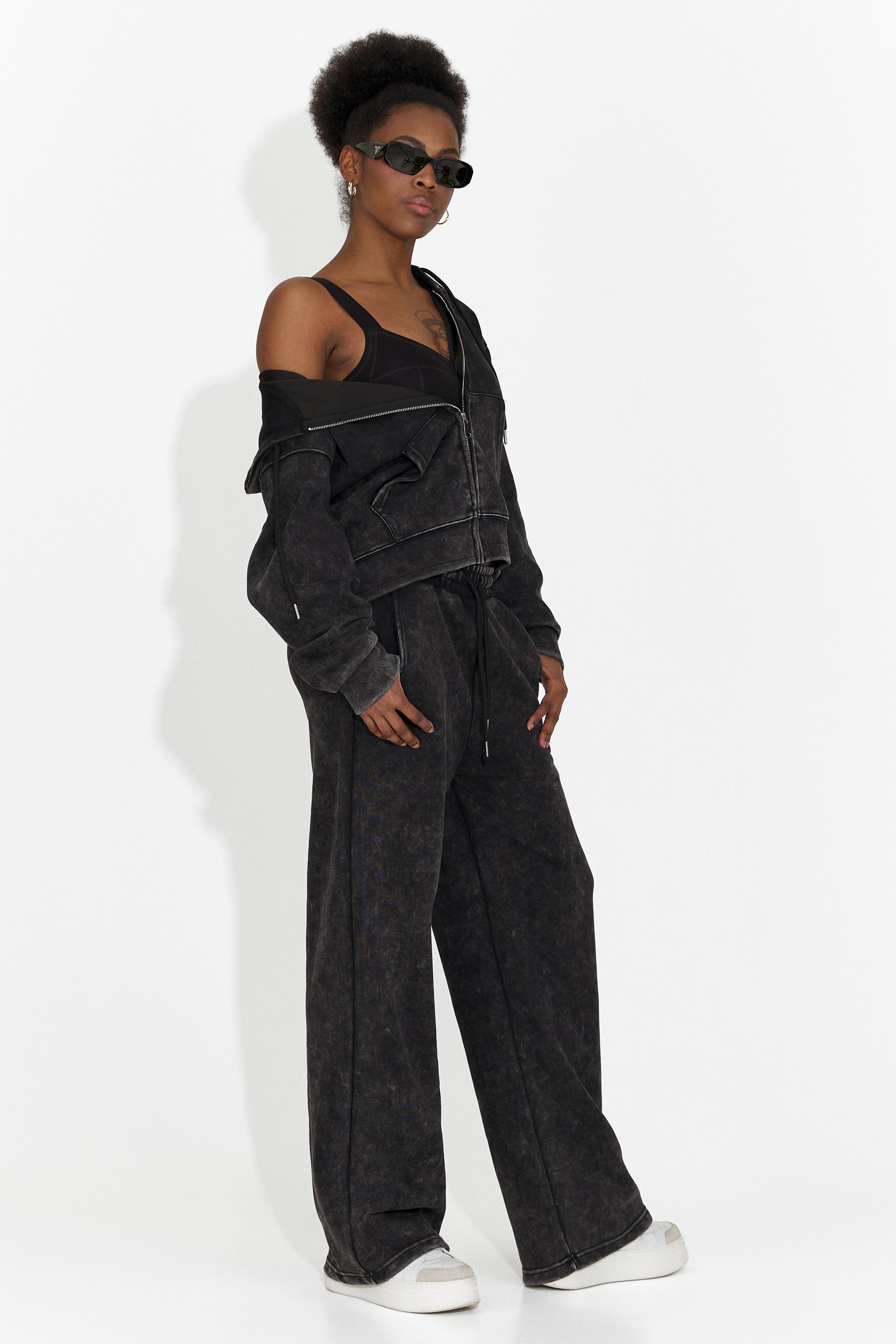 Women's casual black tracksuit Jiustina Bogas