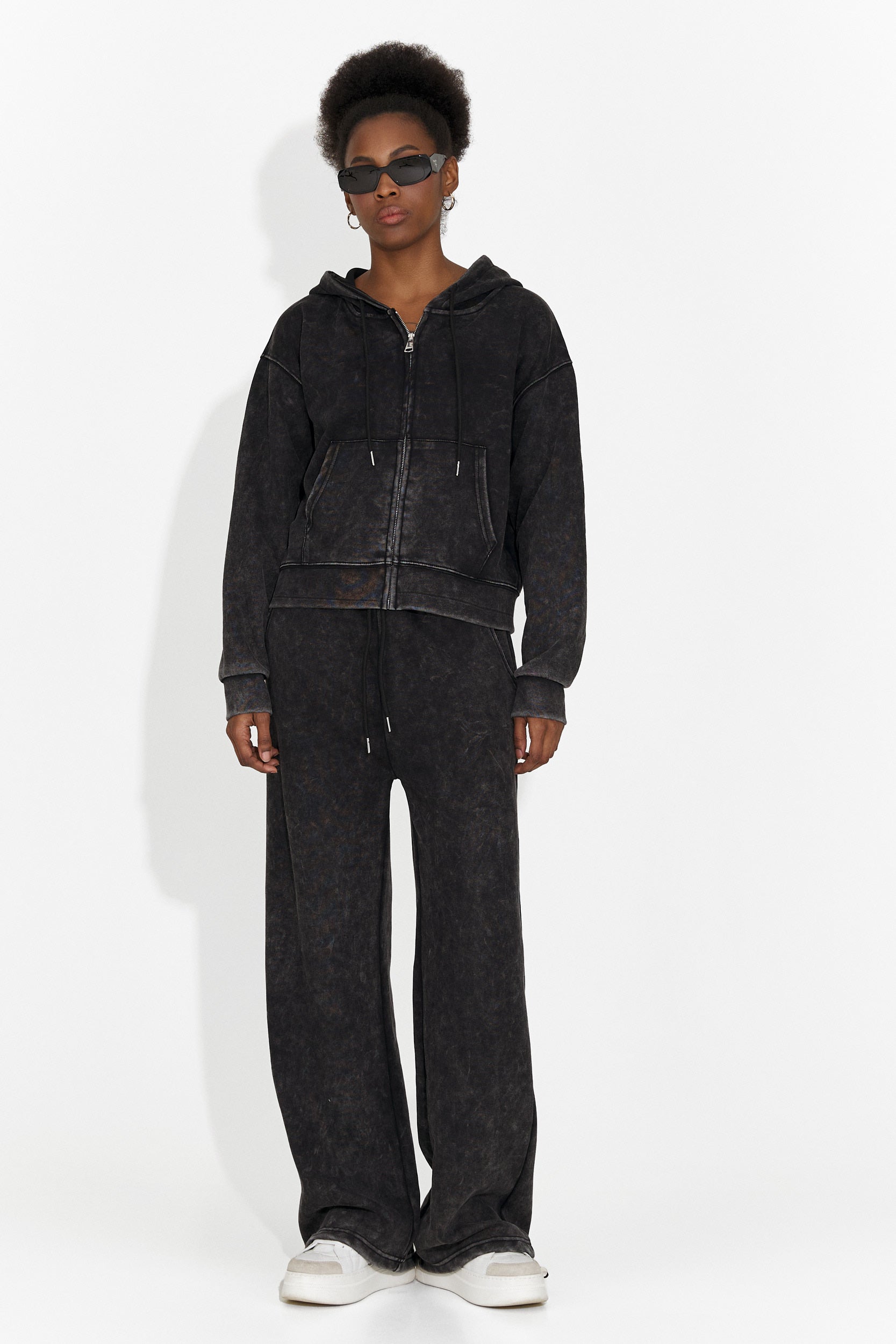 Women's casual black tracksuit Jiustina Bogas