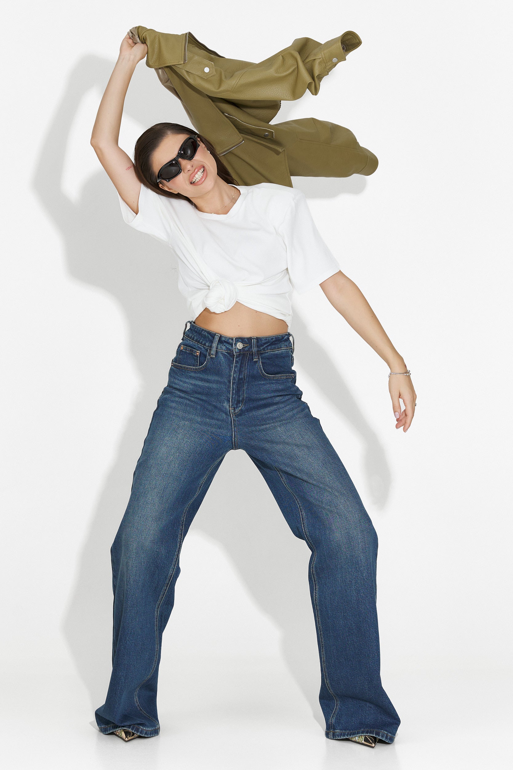 Vit t-shirt för dam, casual Norelia Bogas