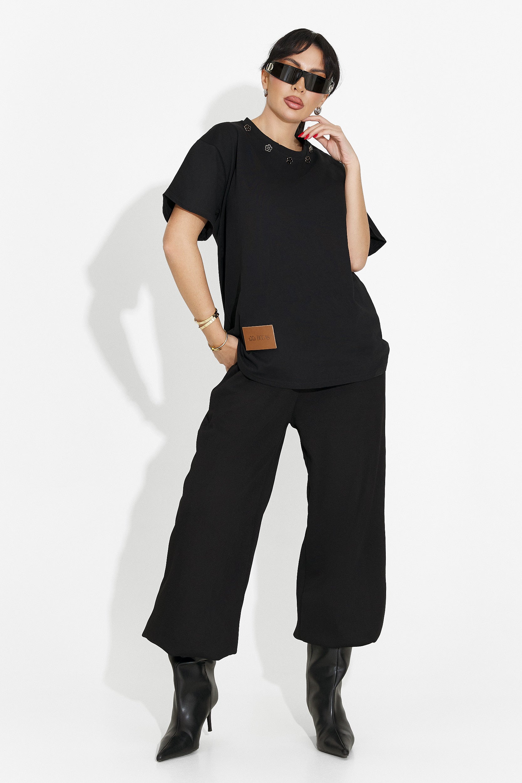 Camiseta mujer casual negra Arilea Bogas