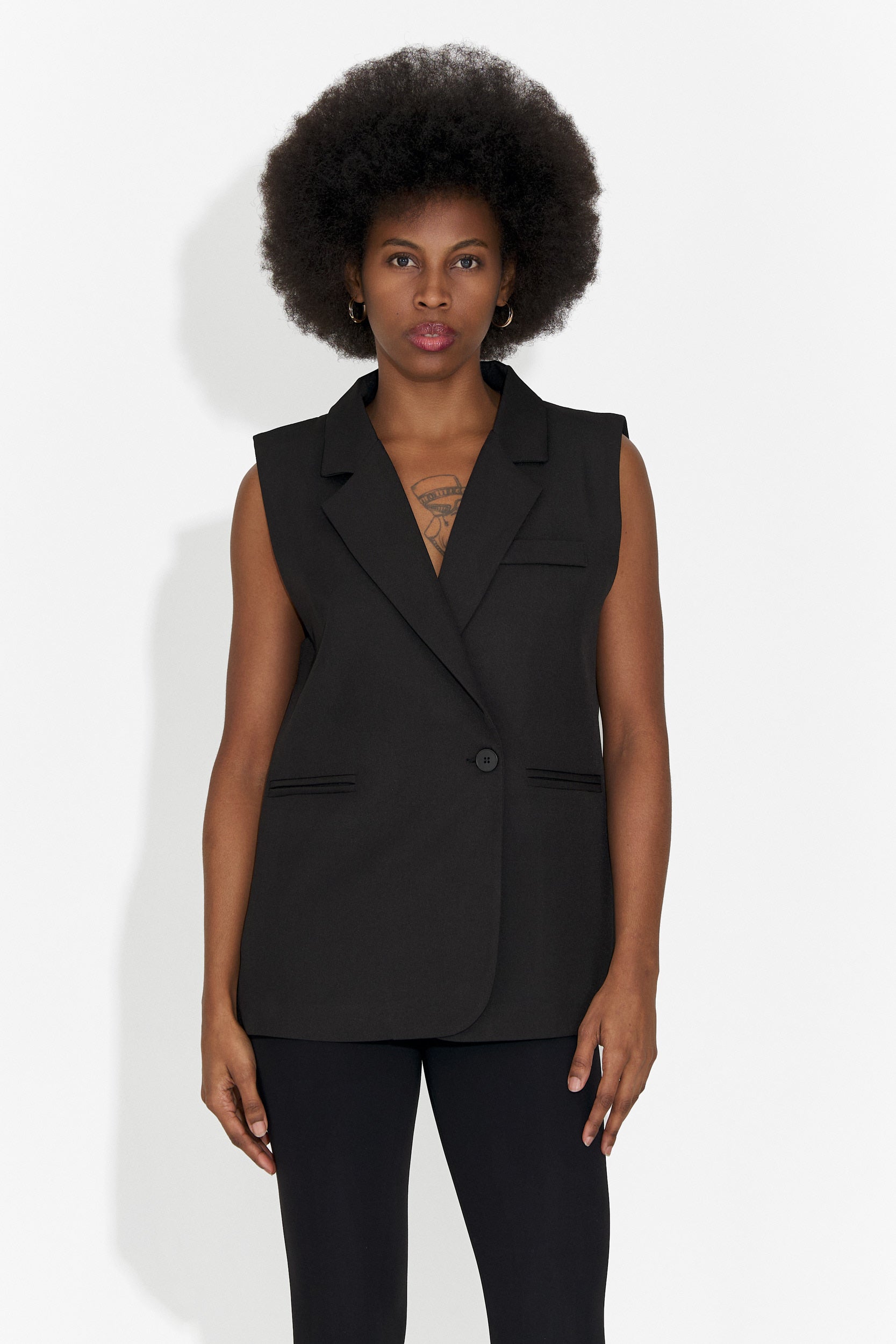 Elegant Black Women's Vest Ciela Bogas