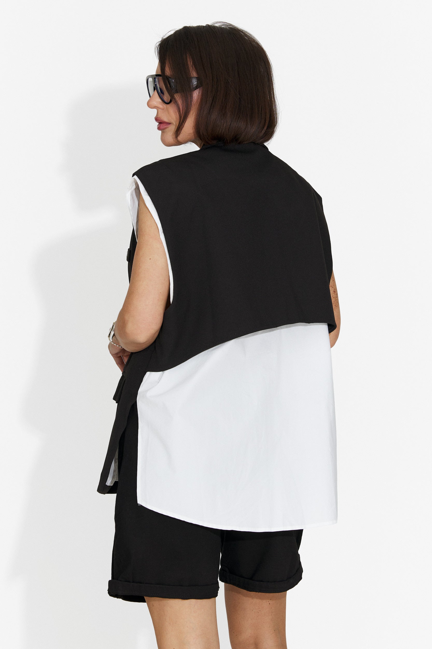Danyas elegante schwarze Damenweste
