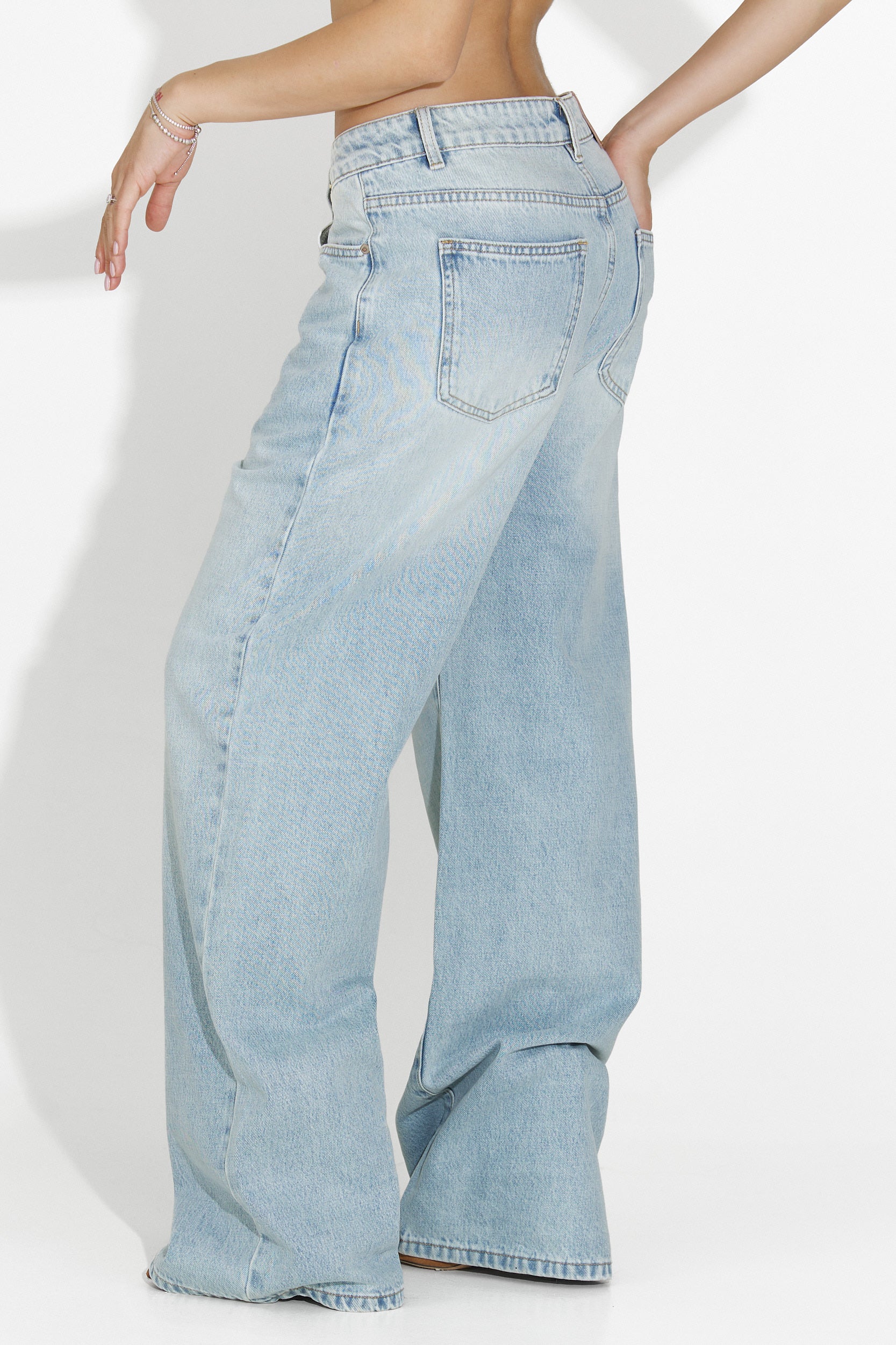 Niebieskie casualowe dżinsy damskie Aurenza Bogas