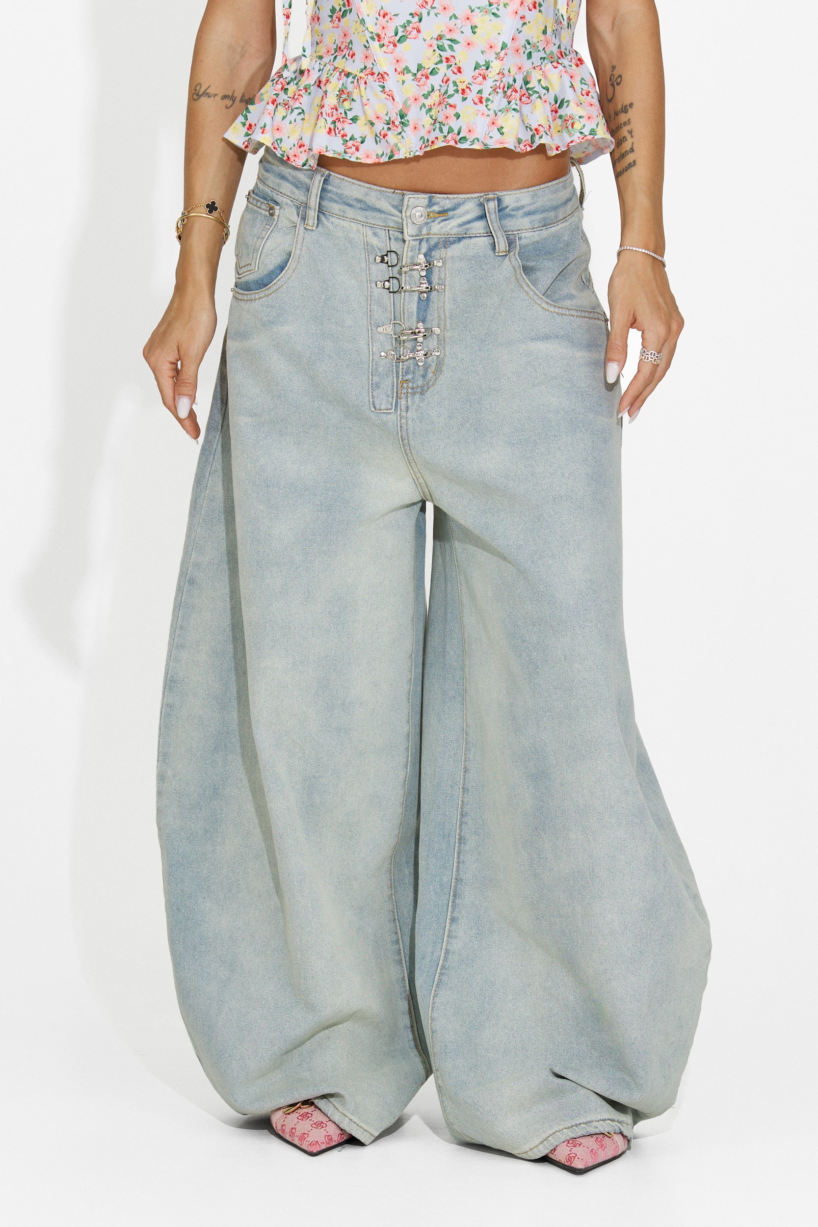 Jeans casuales azul claro para mujer Valiama Bogas