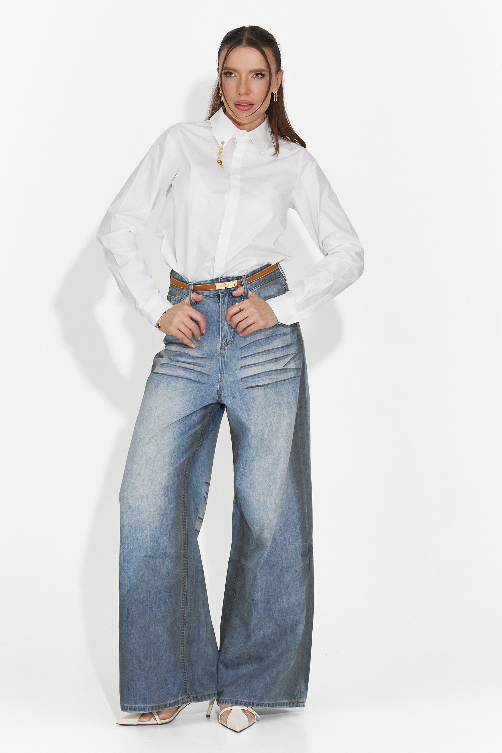 Elegant white women's shirt Jetie Bogas