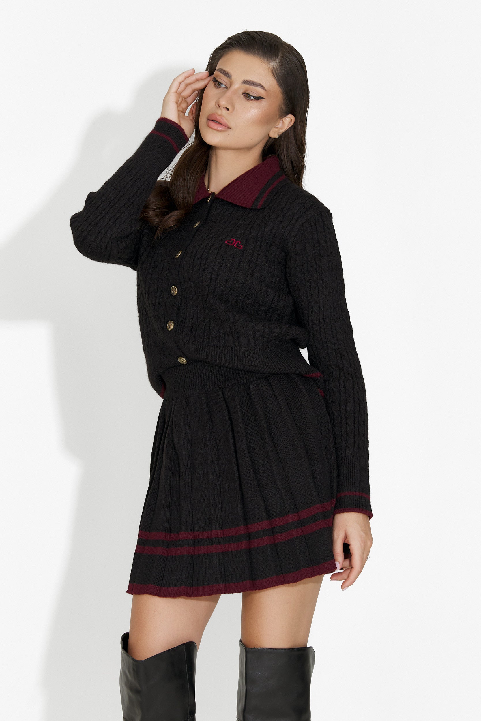 Svart kjolset Kendia Bogas