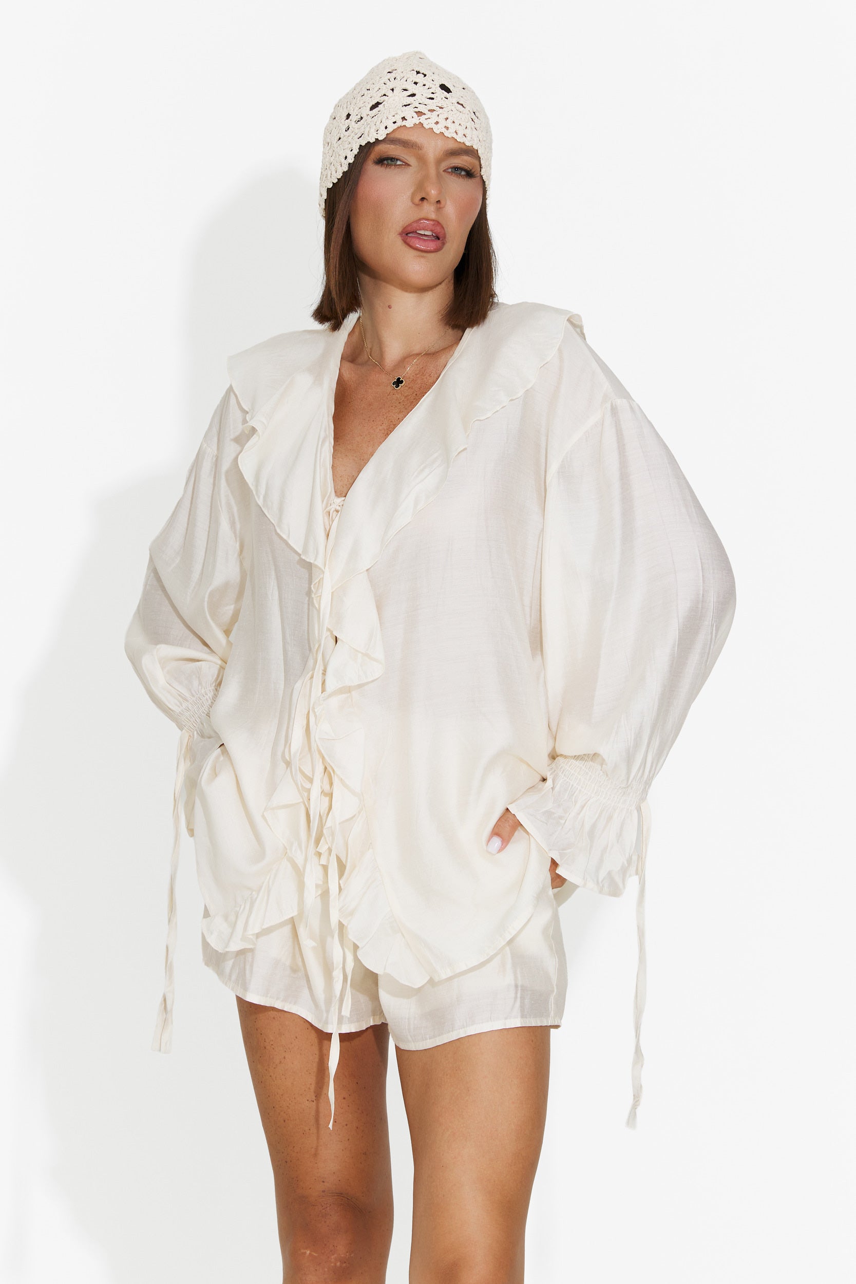 Beige women's set shirt + shorts Melioria Bogas