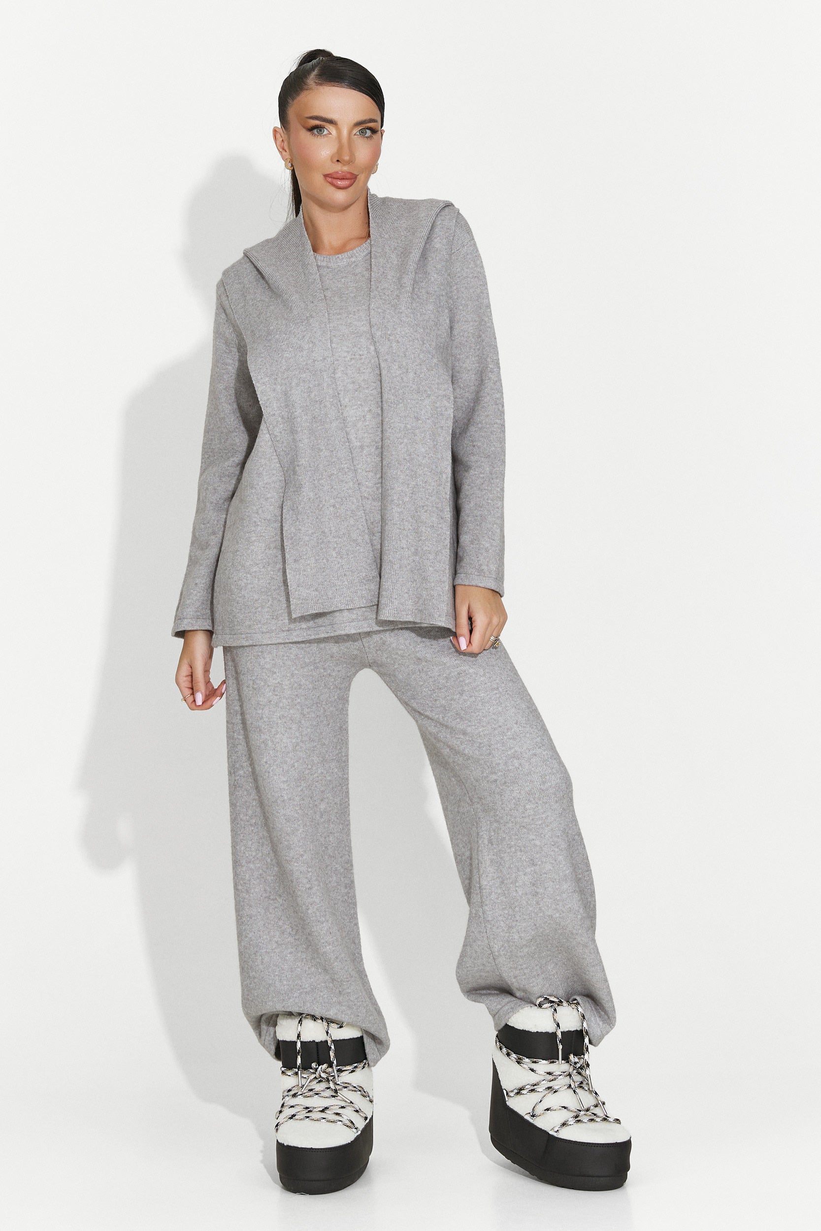 Damenanzug casual grau Vencilie Bogas