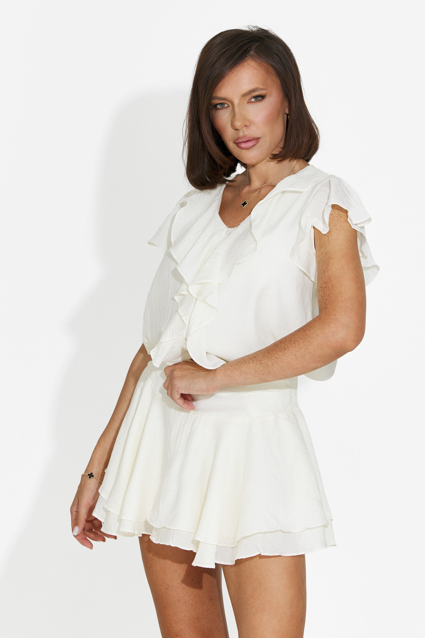 Conjunto de mujer con falda beige Mayuka Bogas