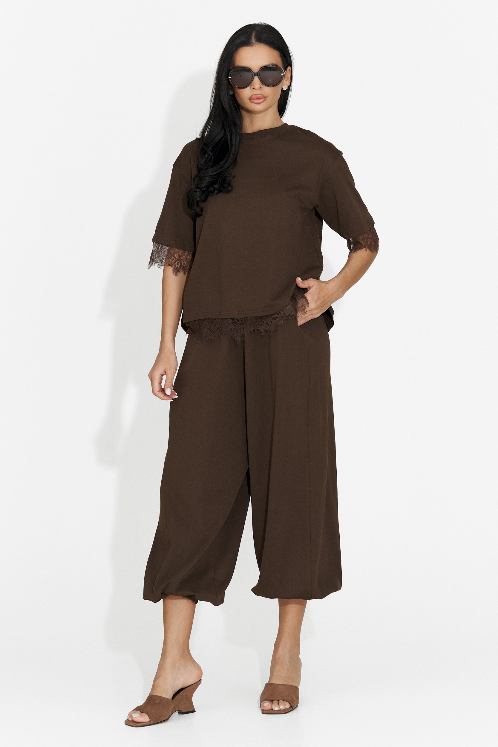Compleu dama cu pantaloni maro Maila Bogas