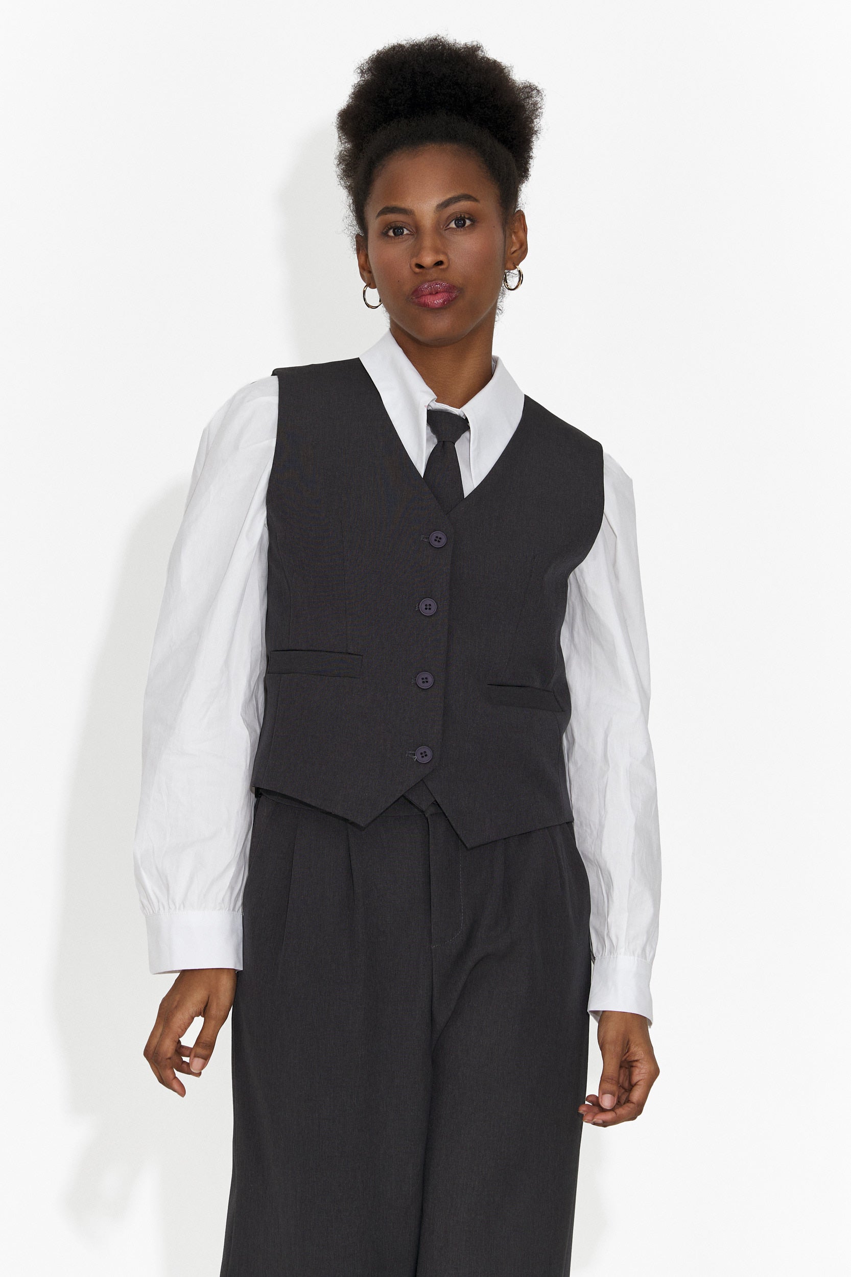 Completo 4 pezzi pantaloni + gilet + giacca + cravatta grigia Meldora Bogas