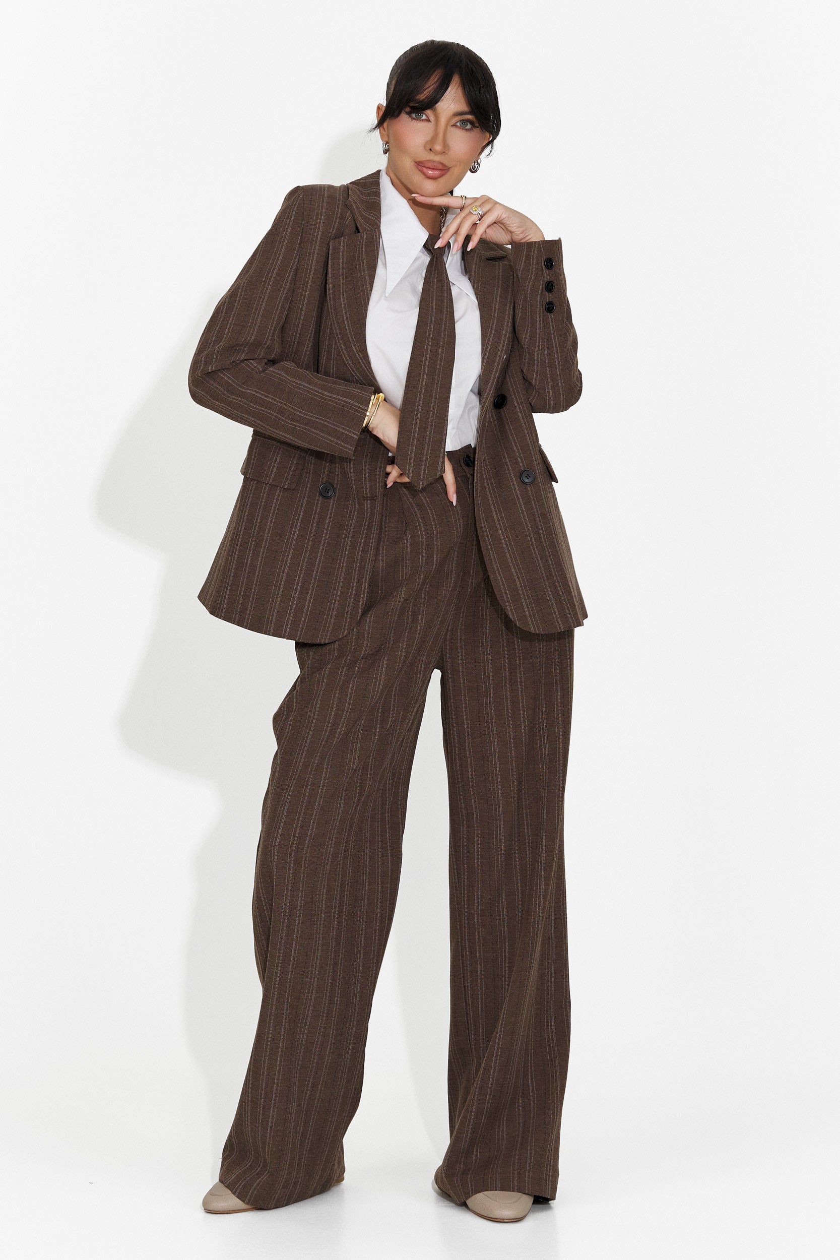 Ensemble femme 3 pièces veste + pantalon + cravate marron Anhelica Bogas