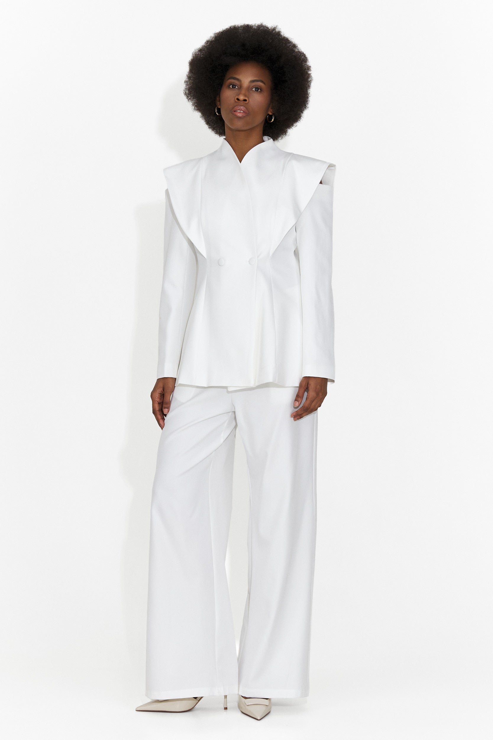 Elegant White Women's Suit Latefa Bogas