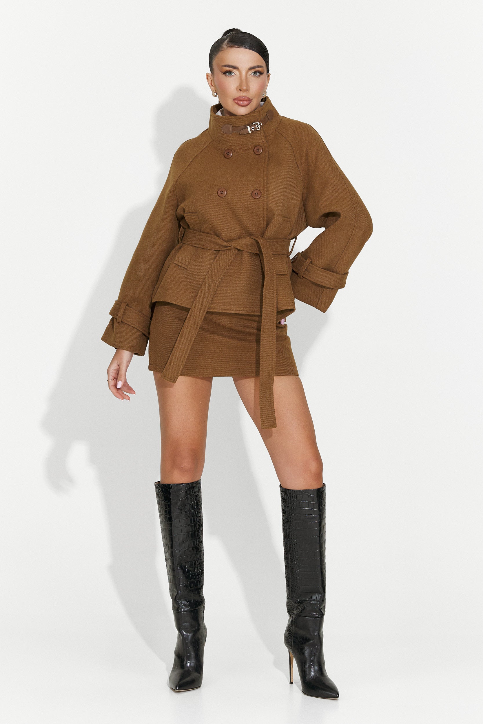 Completo donna giacca + gonna marrone Ulmira Bogas