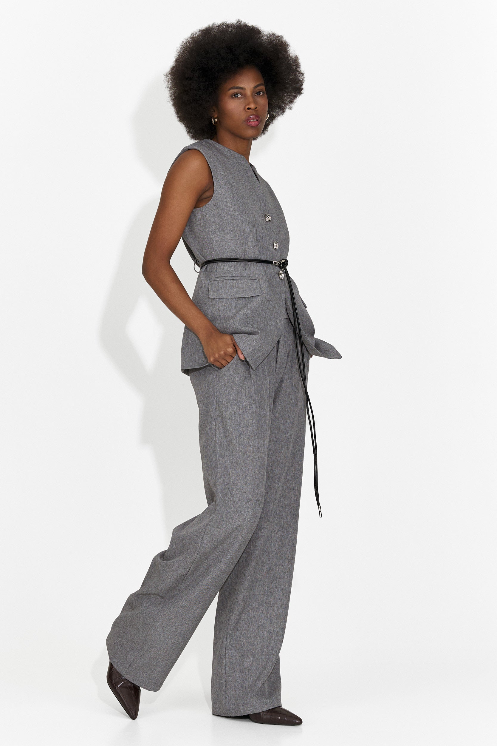 Avilma Bogas Dámsky Vestový Kostým + Sivé Nohavice