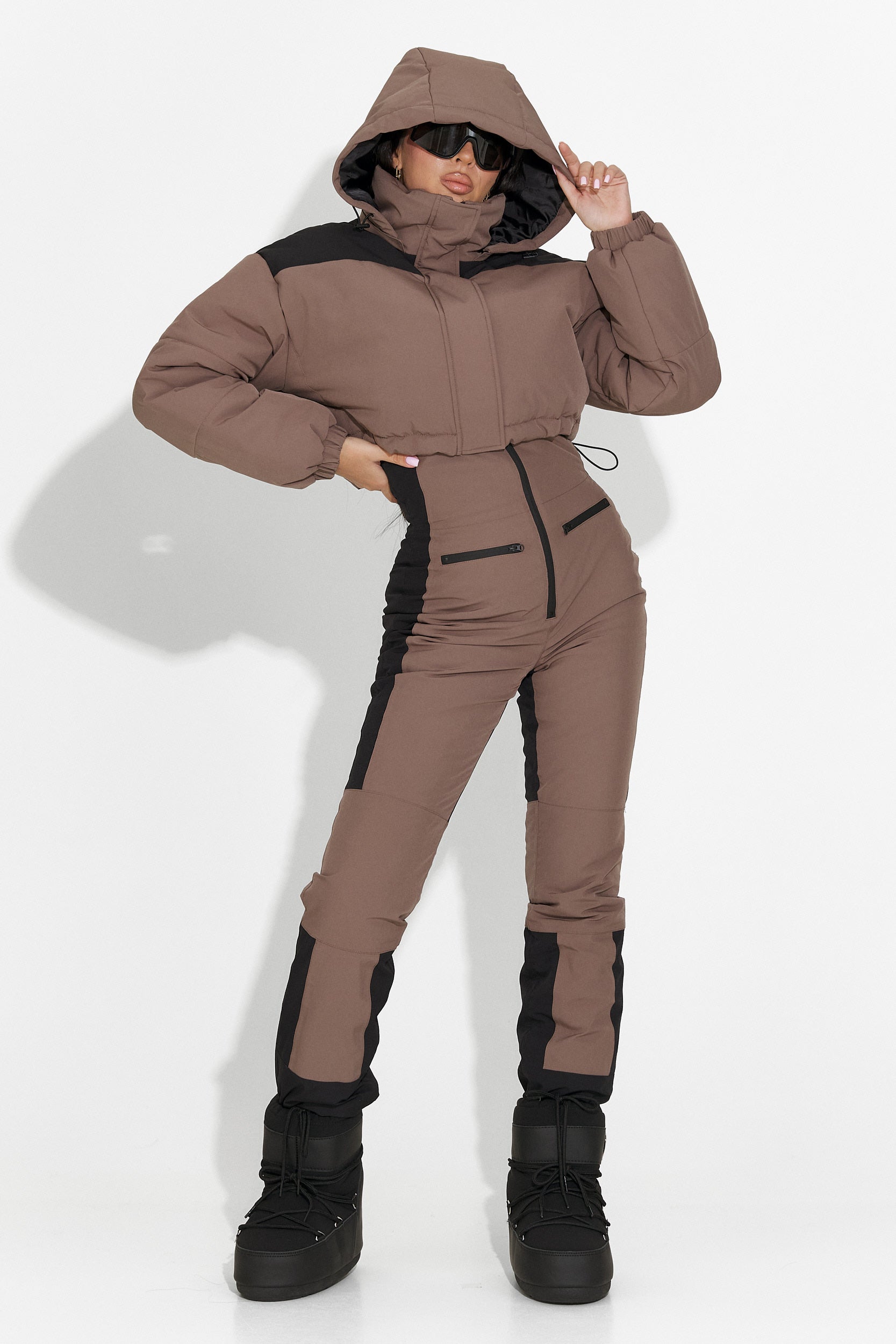 Brown casual ski suit Camelay Bogas