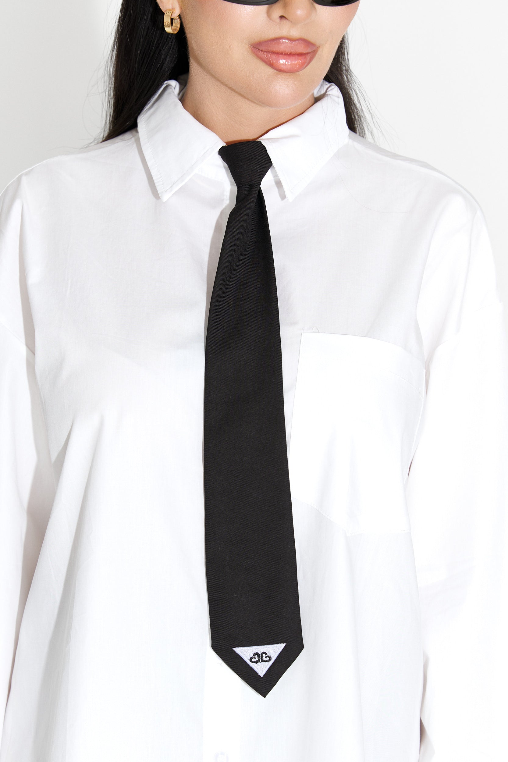 Corbata Negra de Señora de Daizi Bogas