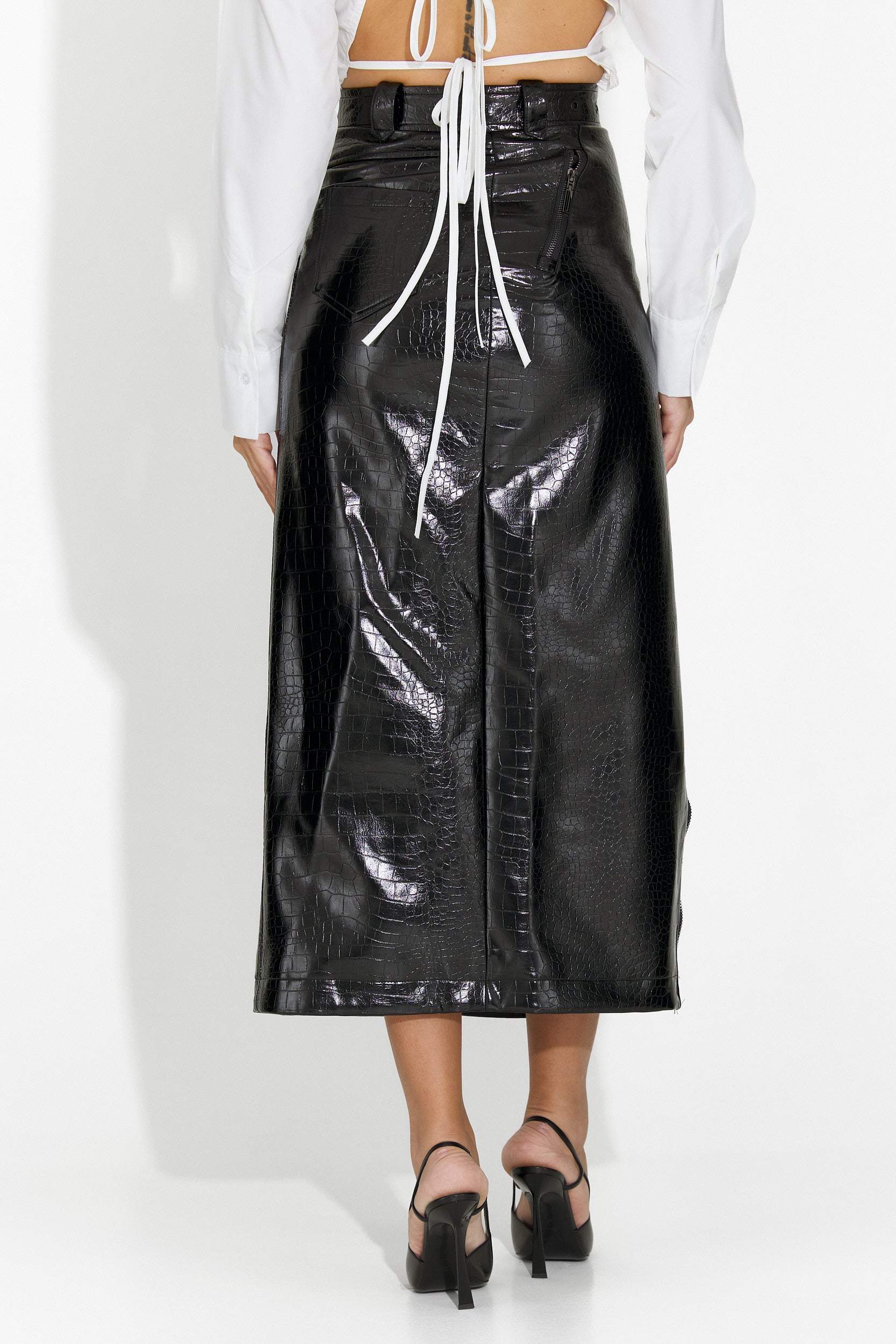 Κομψή μαύρη γυναικεία φούστα Nubira Bogas