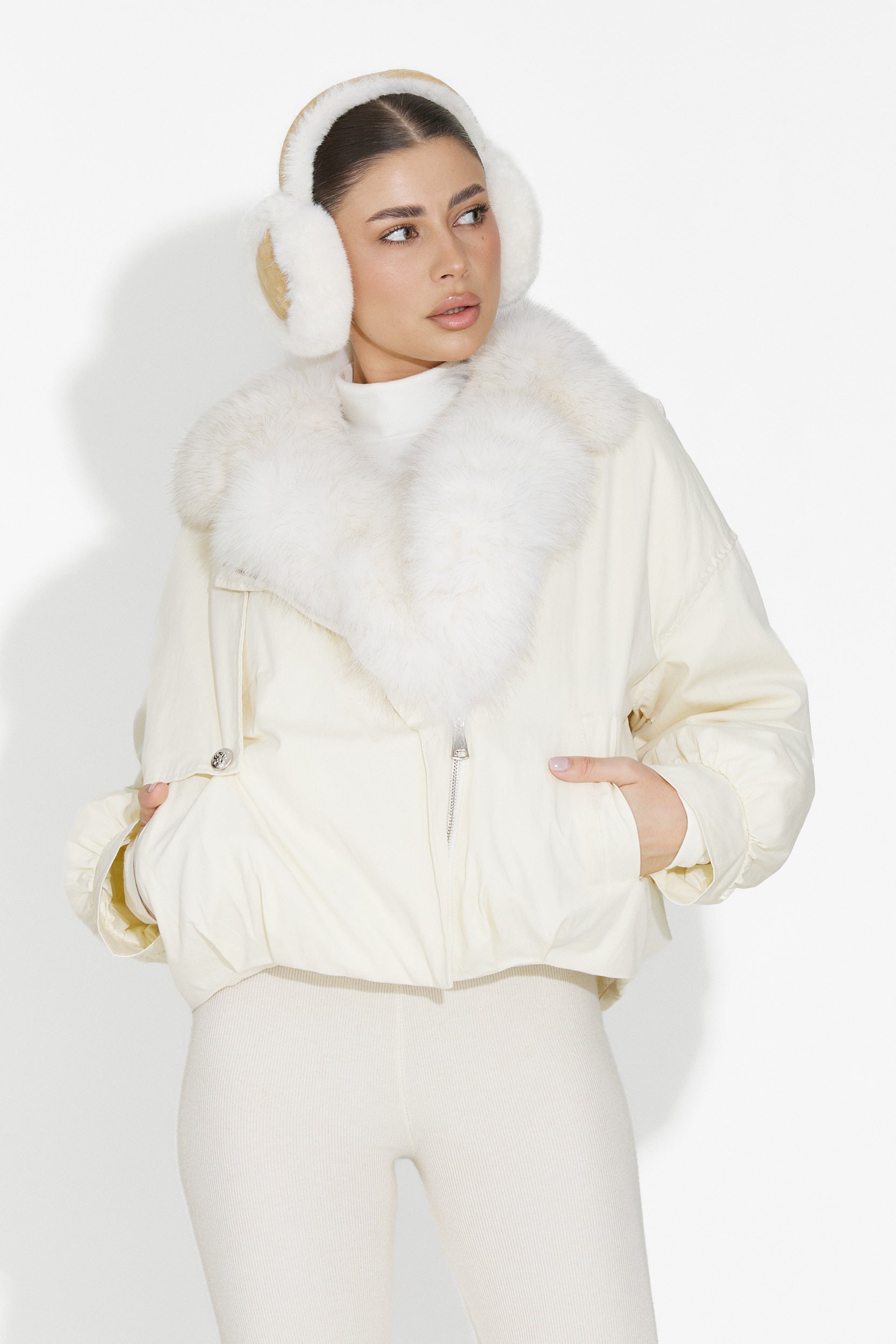 Beige casual damjacka Eriora Bogas