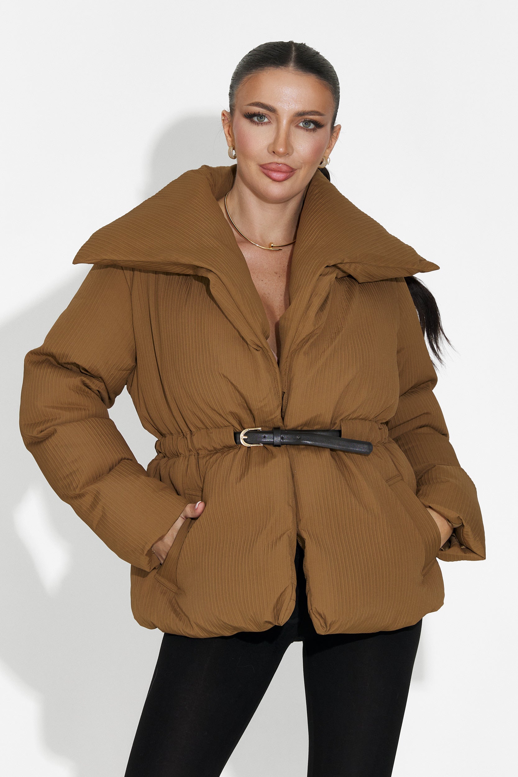 Veste Décontractée Marron pour Femmes d'Eonica Bogas