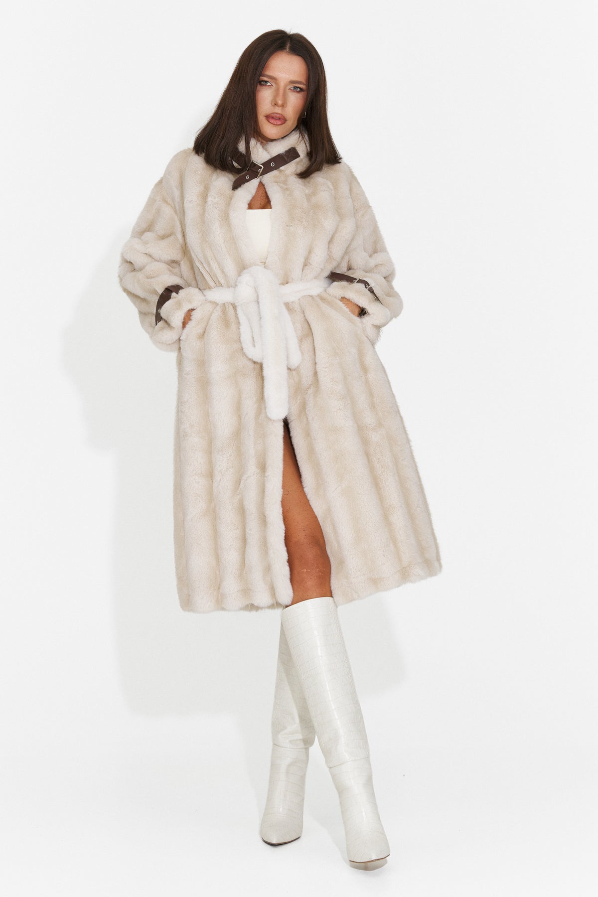 Haina de blana eleganta crem Bryzina Bogas